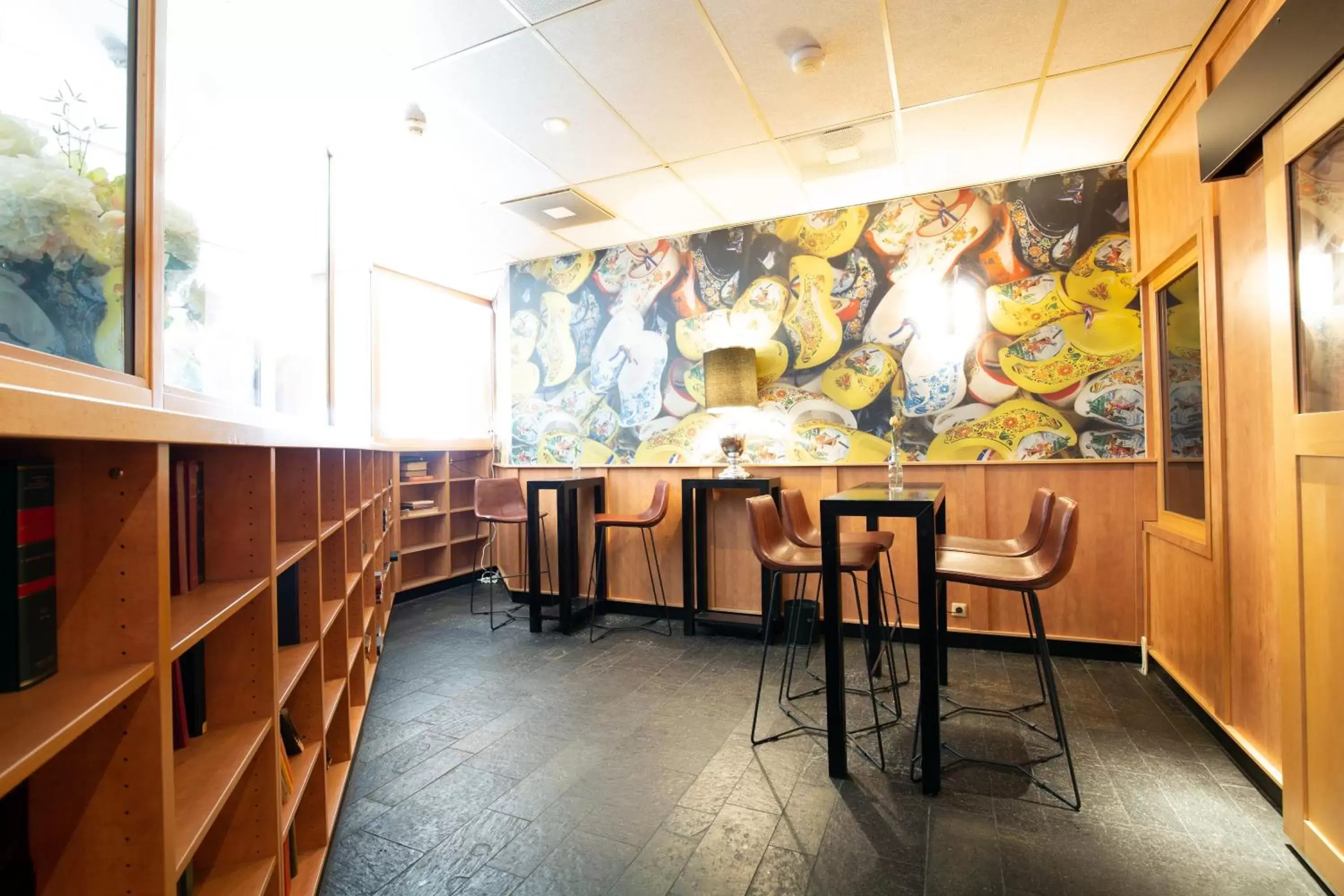 Lounge or bar in Best Western Plus Amsterdam Airport Hotel Lounge or bar in Best Western Plus Amsterdam Airport Hotel