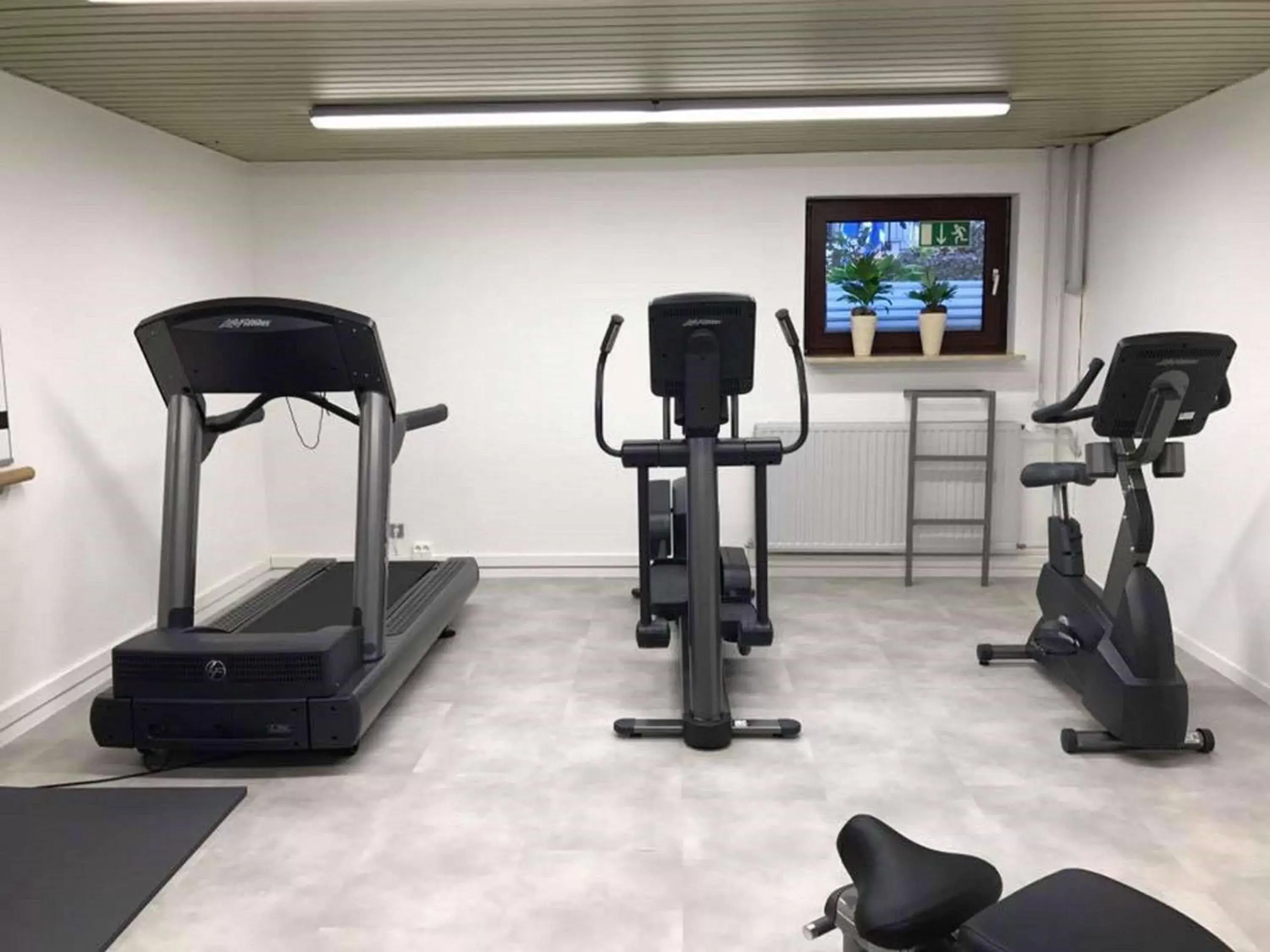 Fitness centre/facilities in Mercure Hotel München Süd Messe