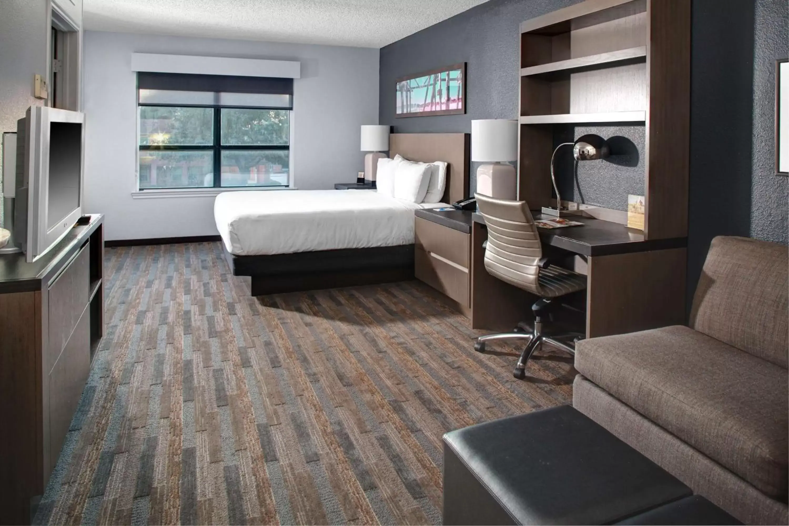 Photo of the whole room in Hyatt House Dallas Uptown