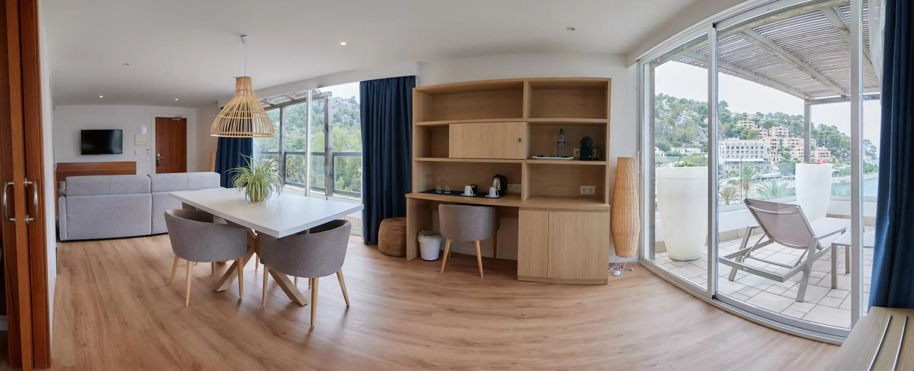 Photo of the whole room, Kitchen/Kitchenette in Los Geranios