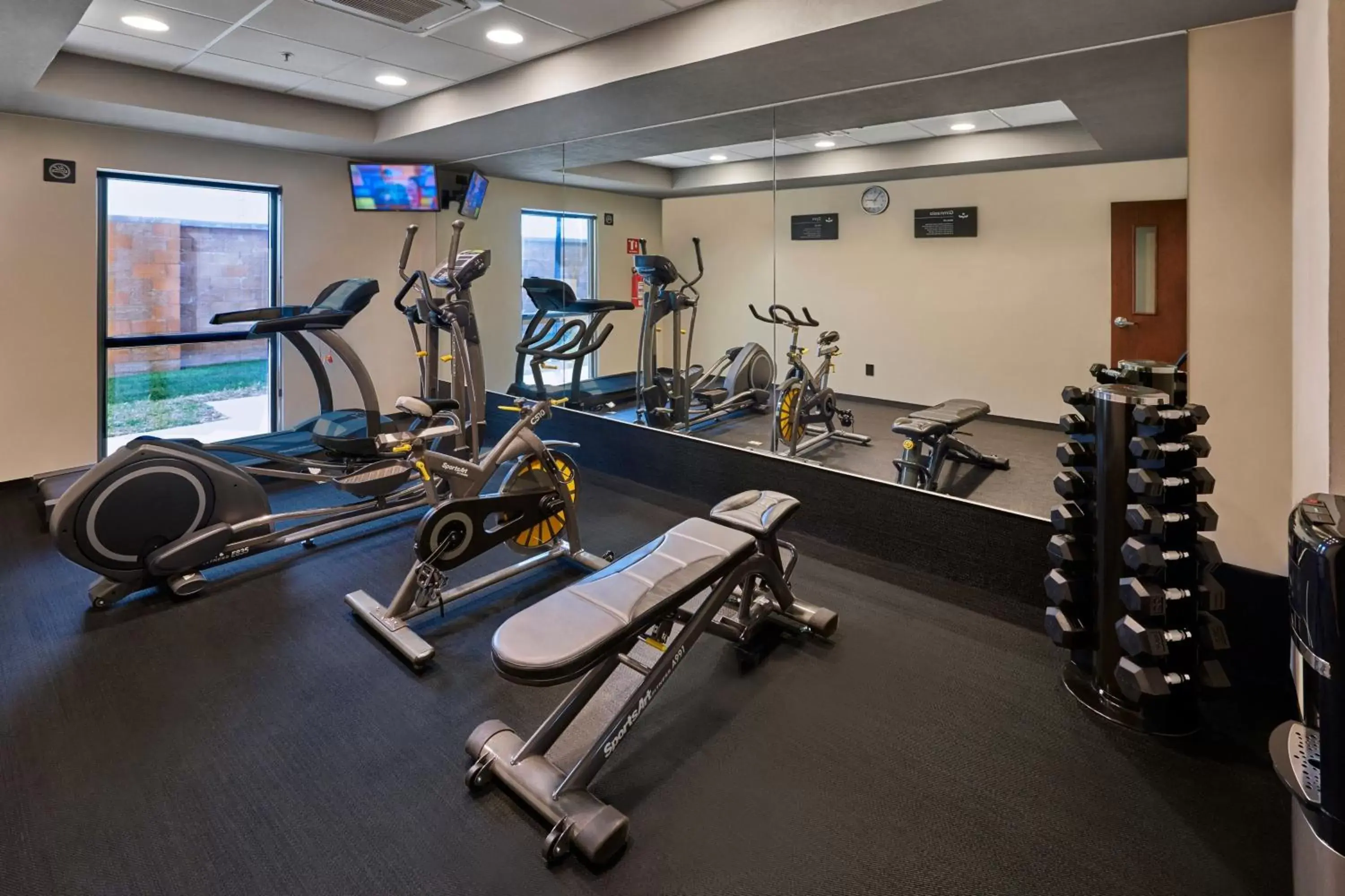 Fitness centre/facilities, Fitness Center/Facilities in City Express by Marriott Rosarito