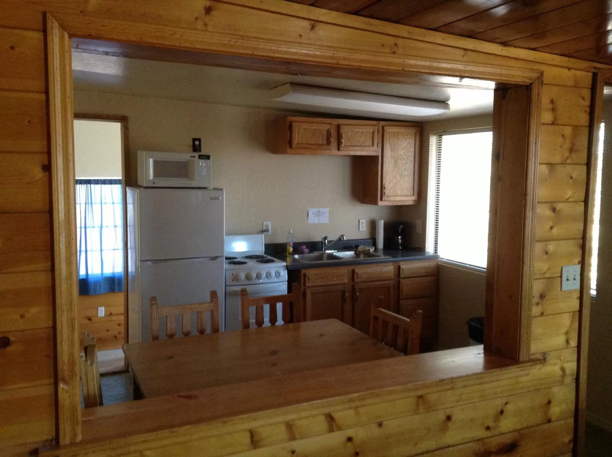 Dining area in Rainbows End Fishing Resort