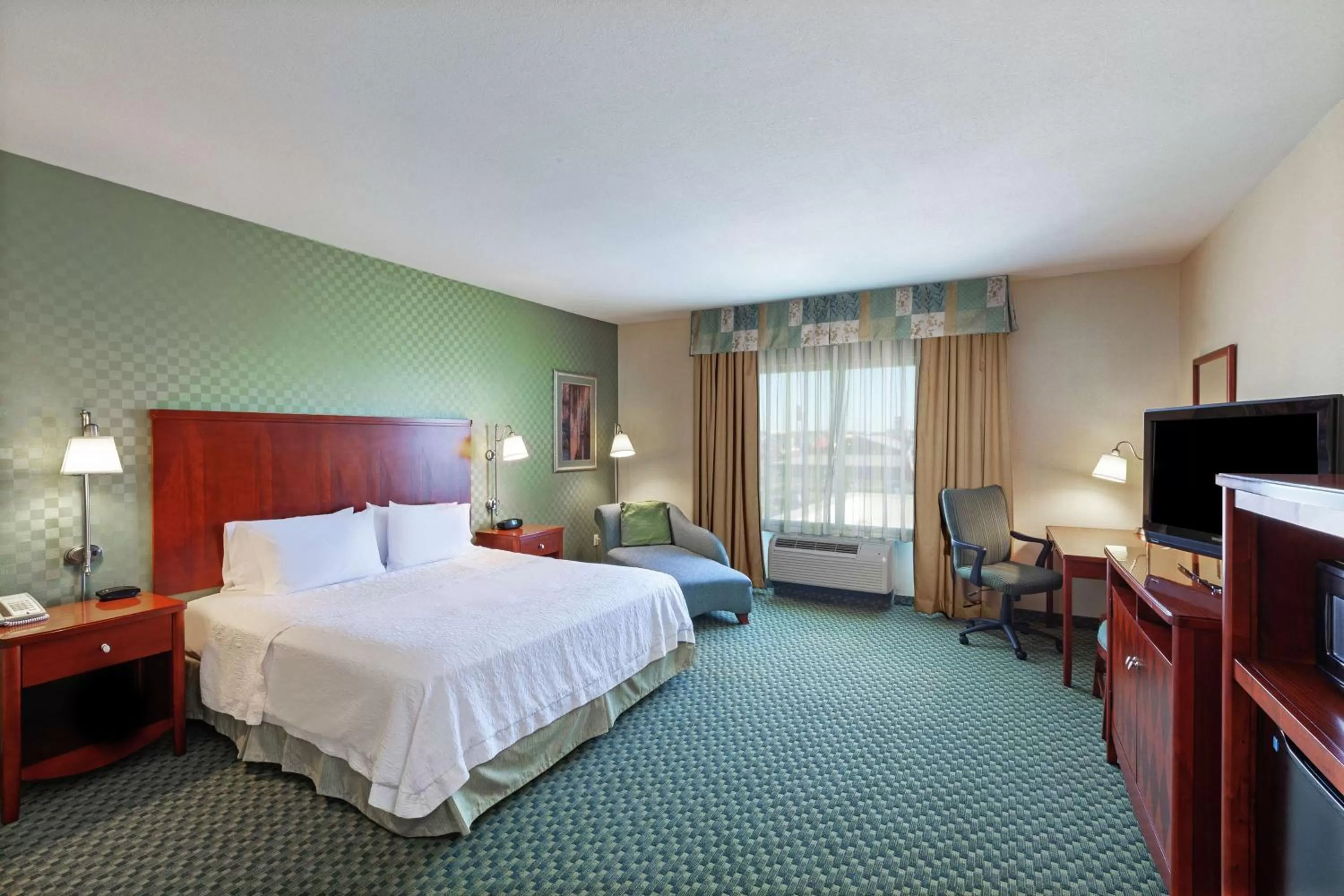 Bedroom, Bed in Hampton Inn & Suites El Paso West