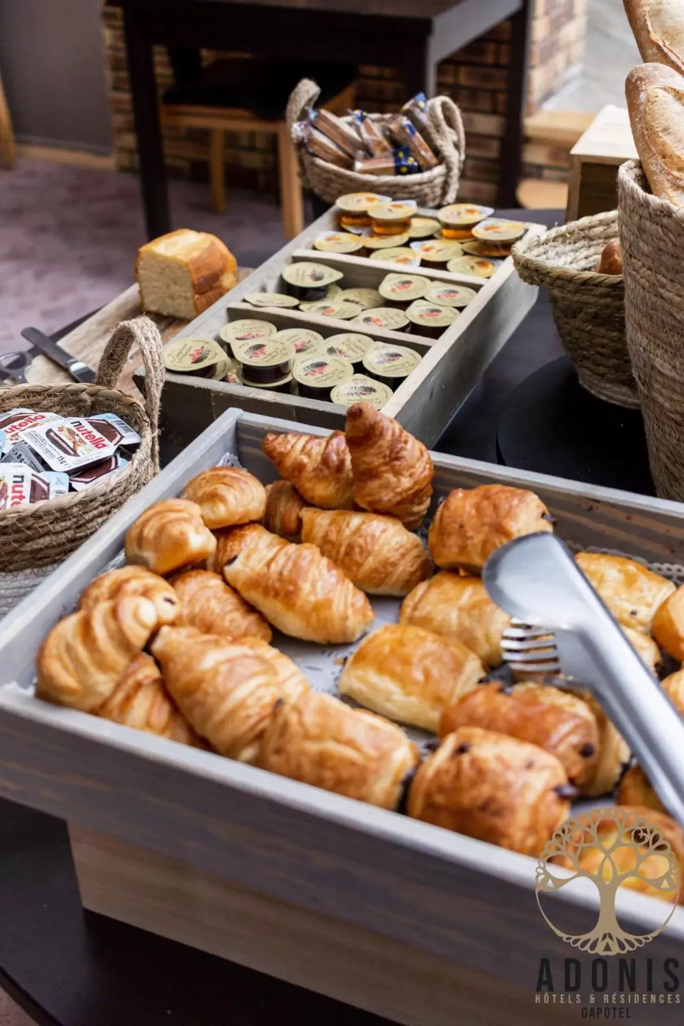 Breakfast in Adonis Gapotel