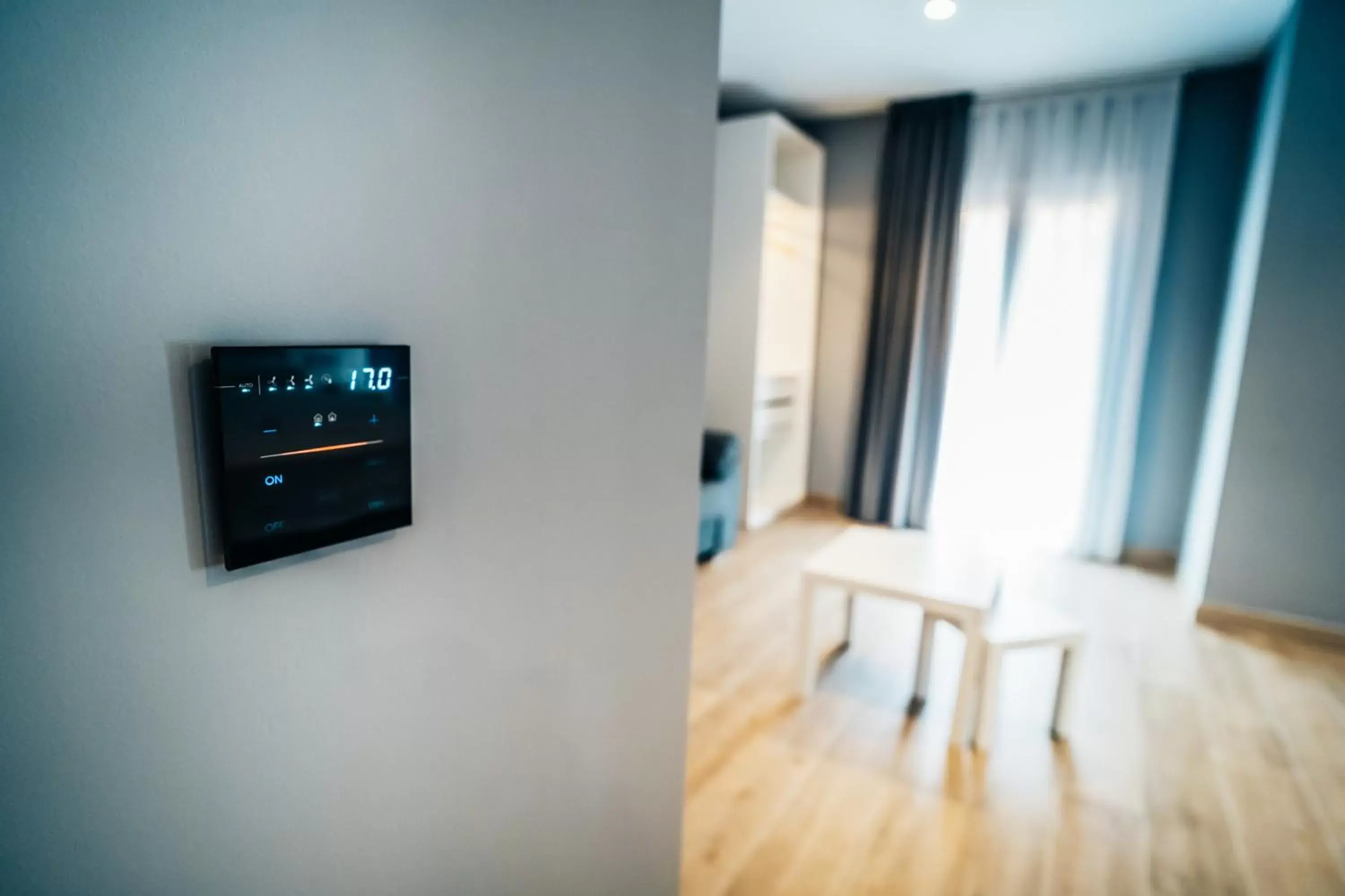 Bathroom, TV/Entertainment Center in Arevalos Hotel