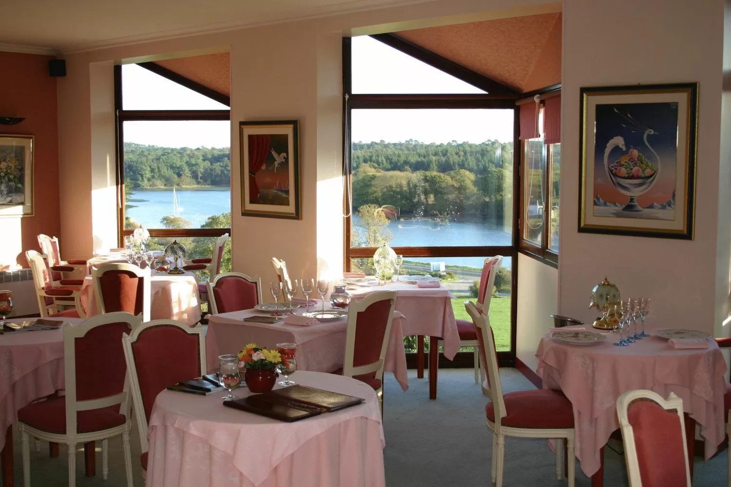 Restaurant/places to eat in Domaine De Kerstinec/Kerland