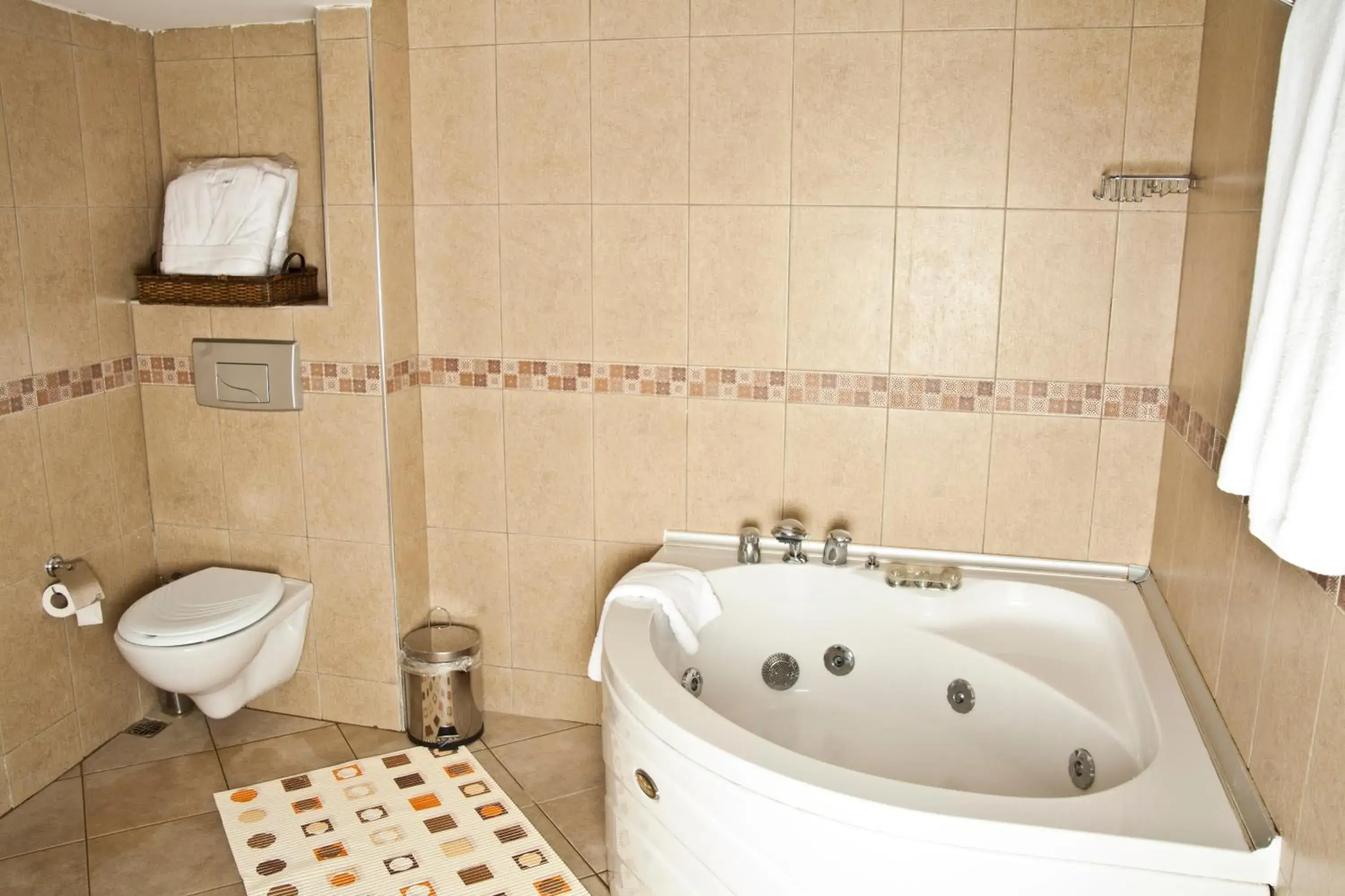 Bathroom in Asmali Hotel