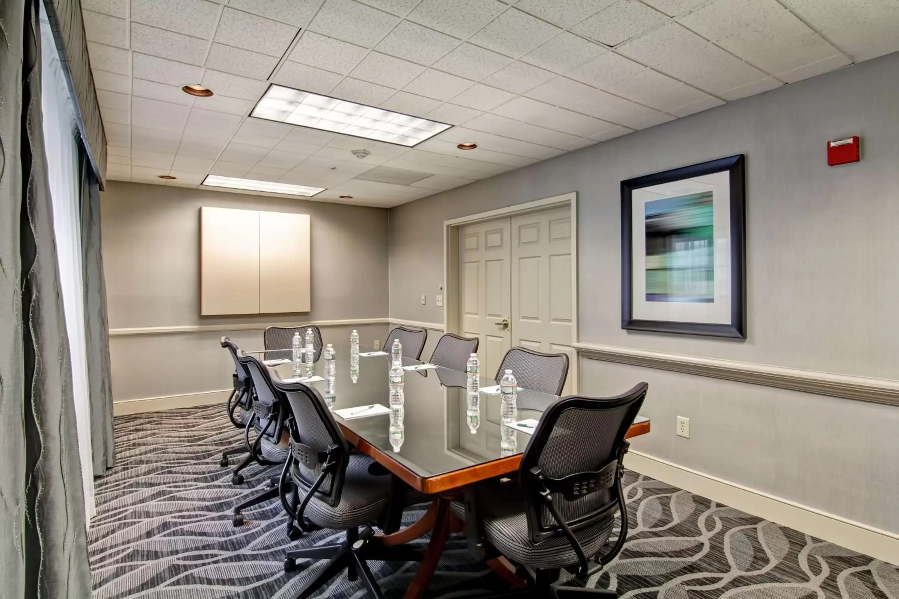 Meeting/conference room in Homewood Suites by Hilton Newark-Cranford