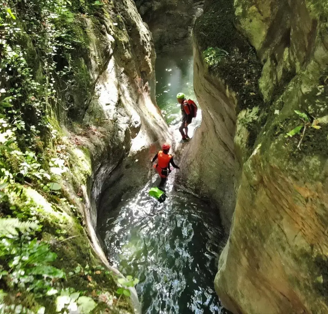 Canoeing in Villa Belvedere