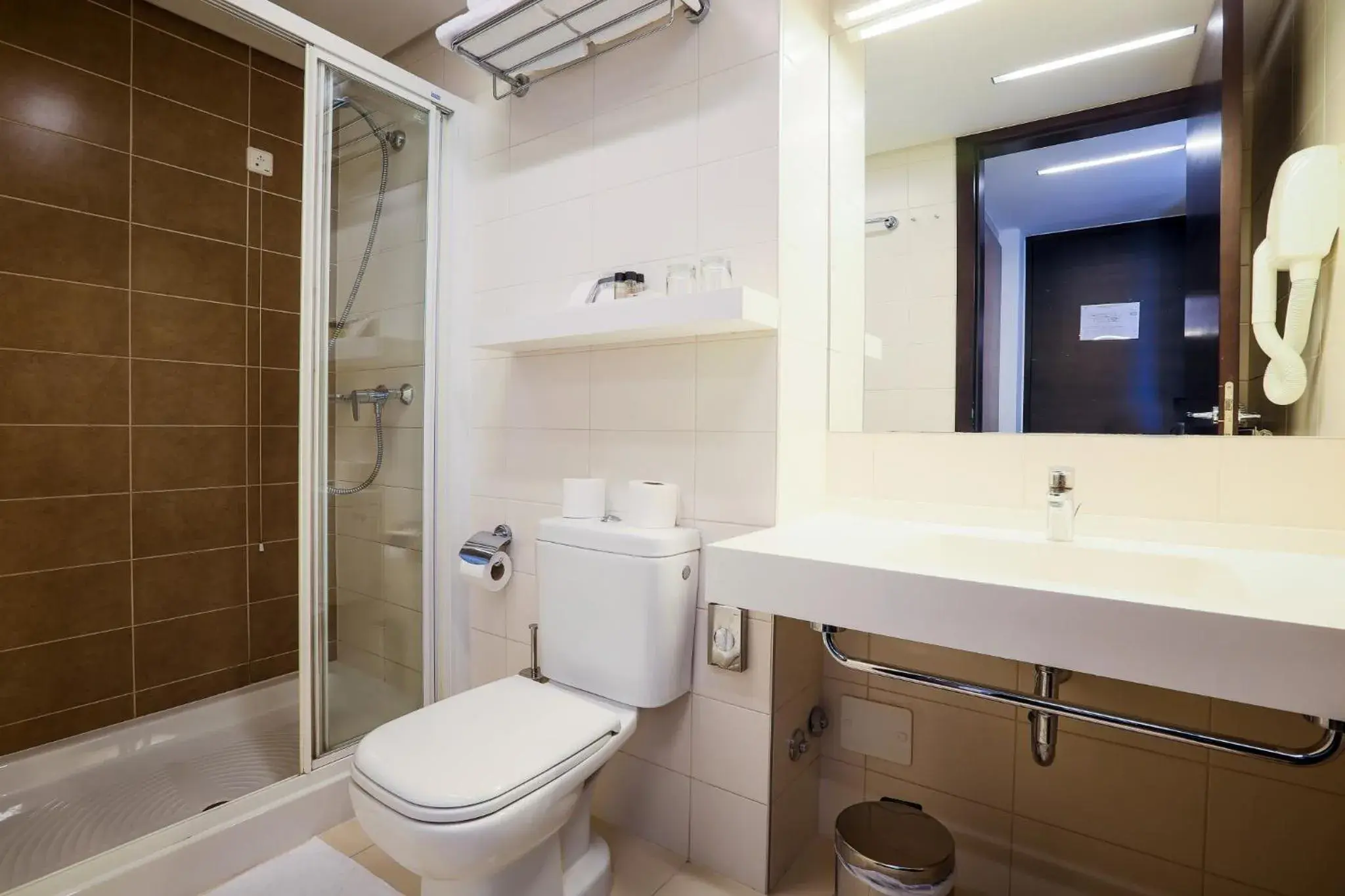 Bathroom in Hotel Molindrio Plava Laguna