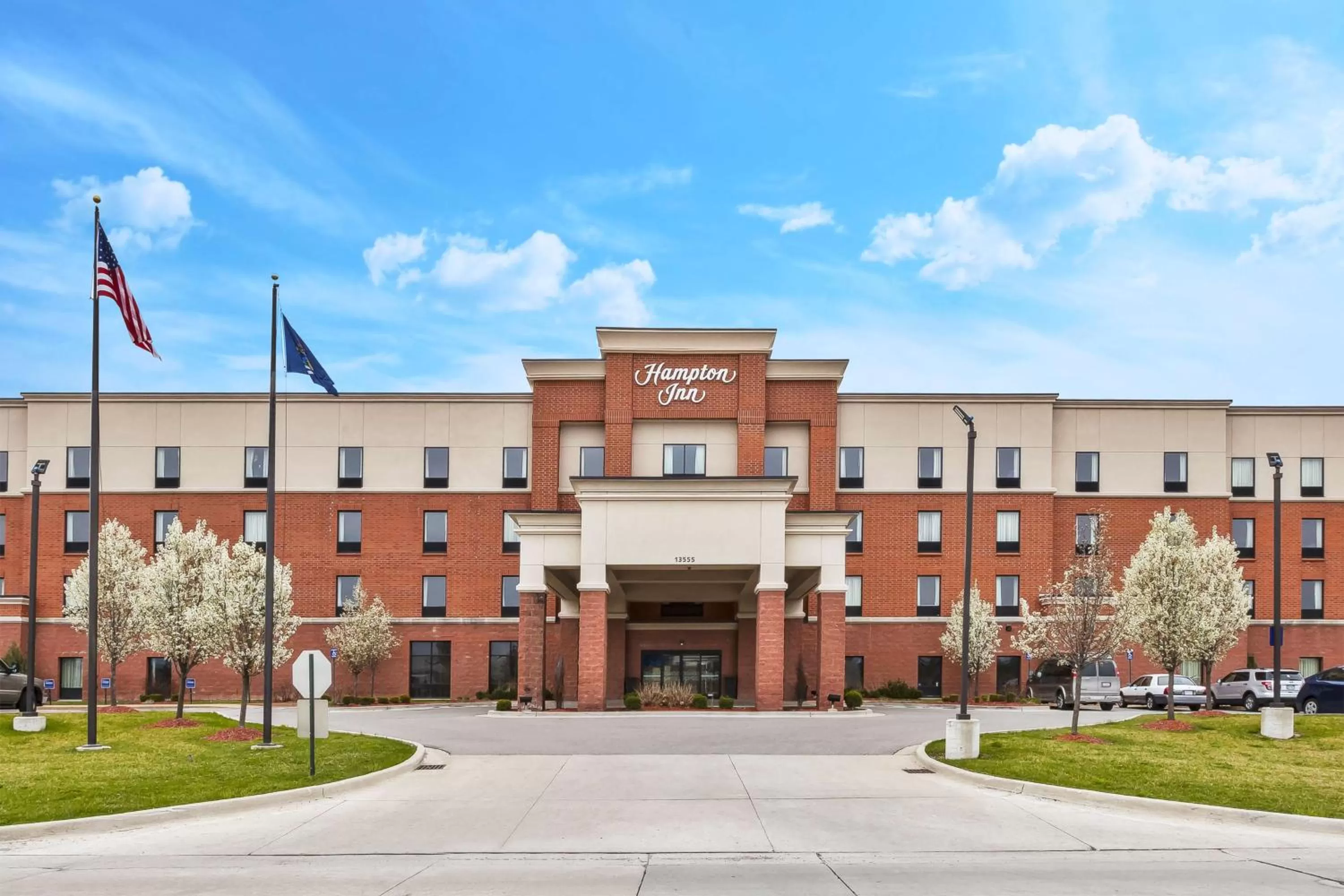 Property building in Hampton Inn Detroit/Southgate