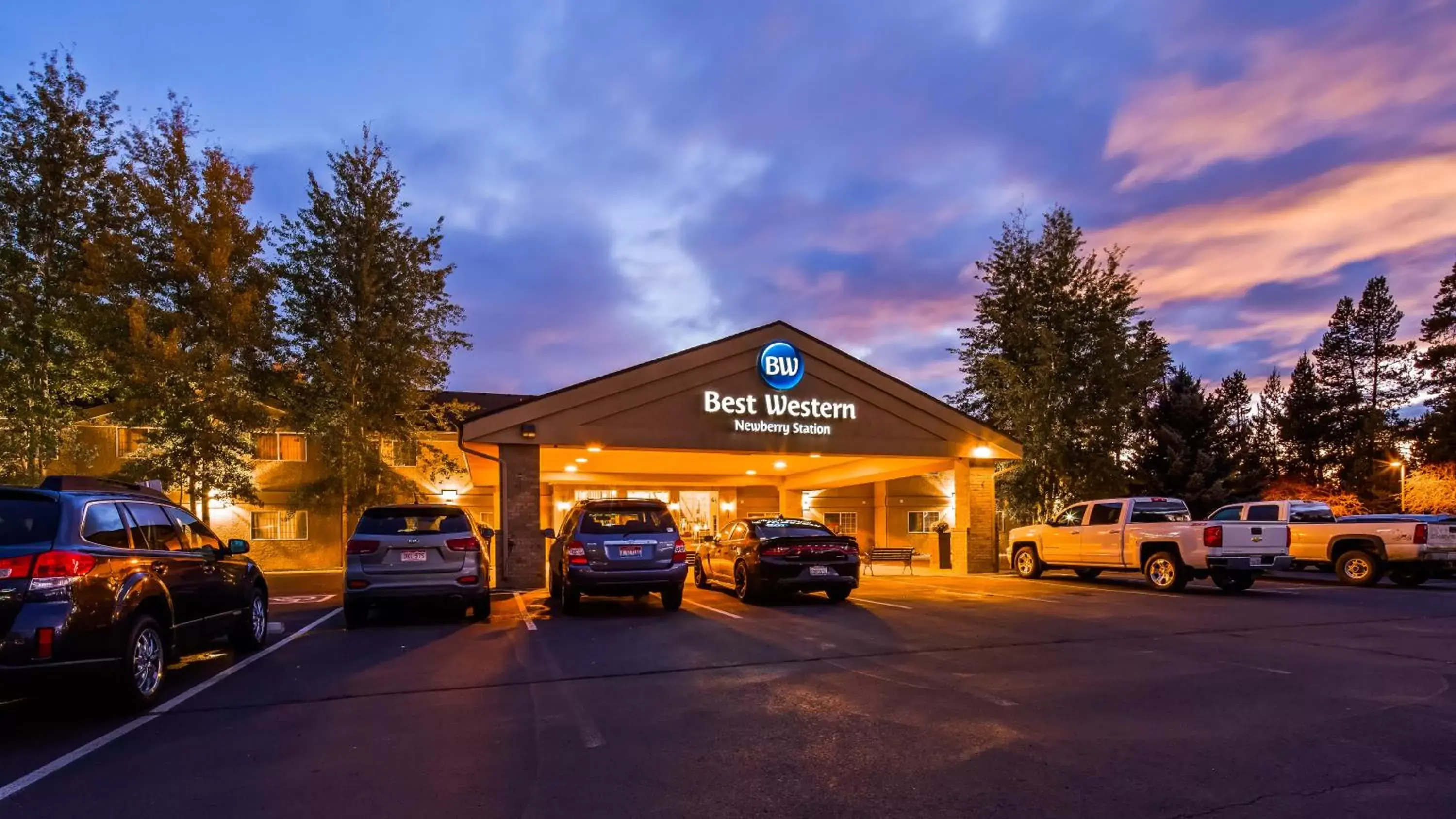 Facade/entrance in Best Western Newberry Station