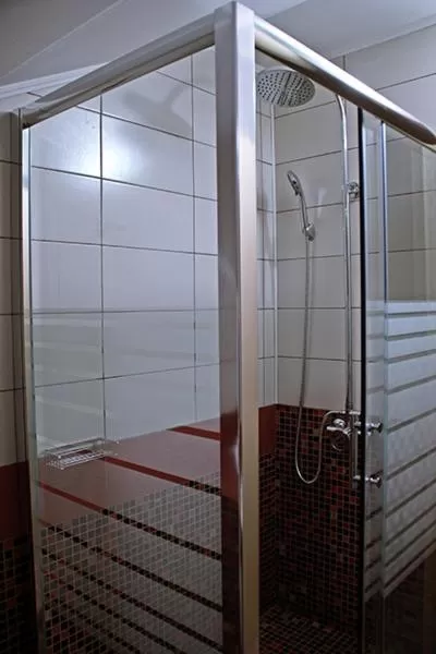 Shower in Casa Maria Magdalena