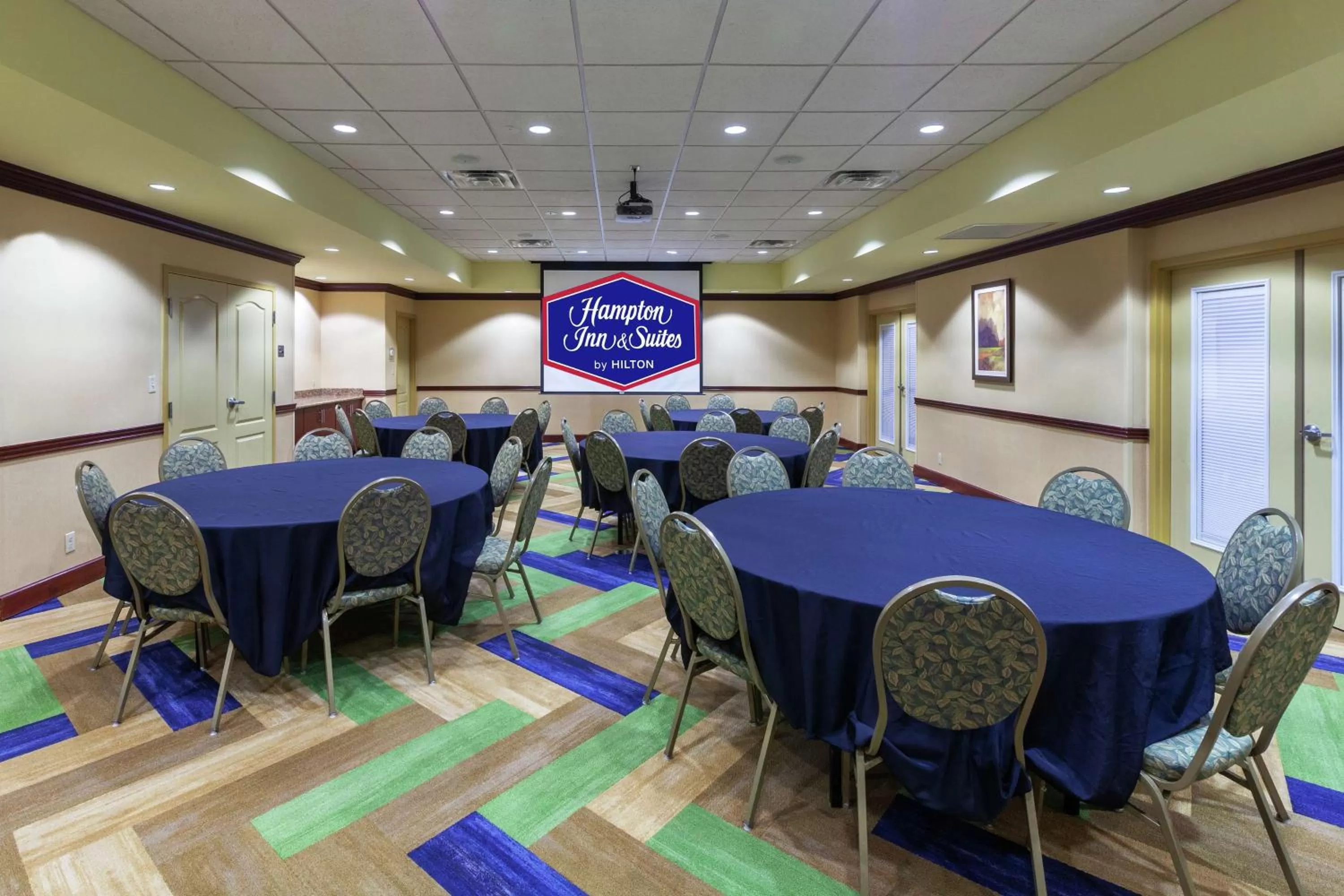 Meeting/conference room in Hampton Inn & Suites Owasso