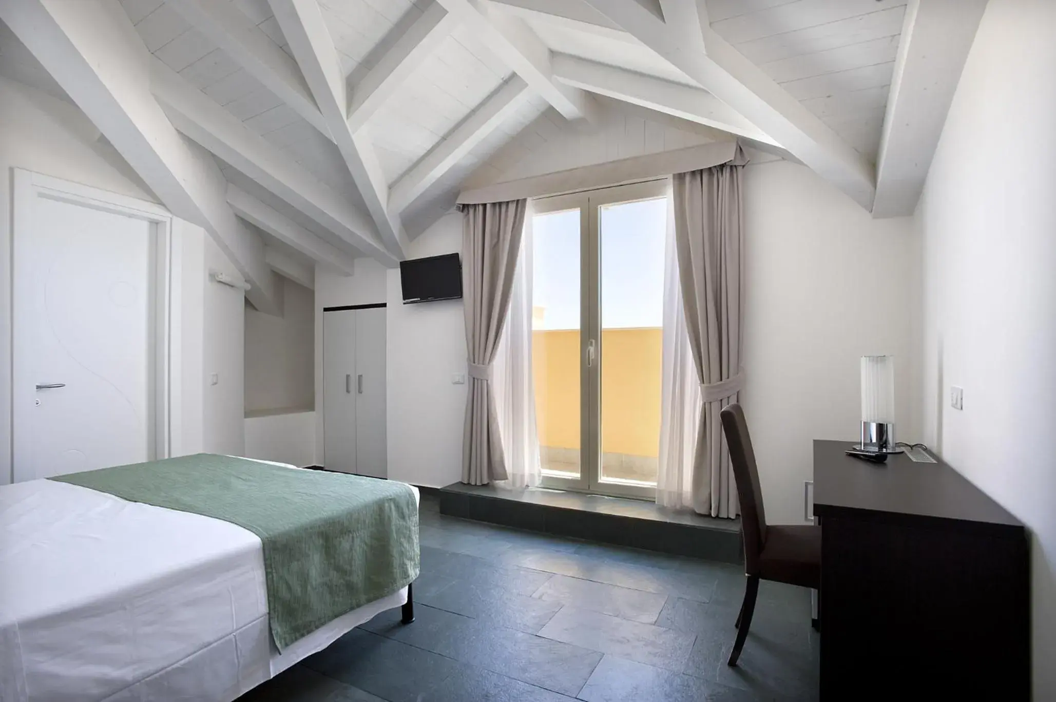Photo of the whole room, Bed in Dipendenza Hotel Bellavista
