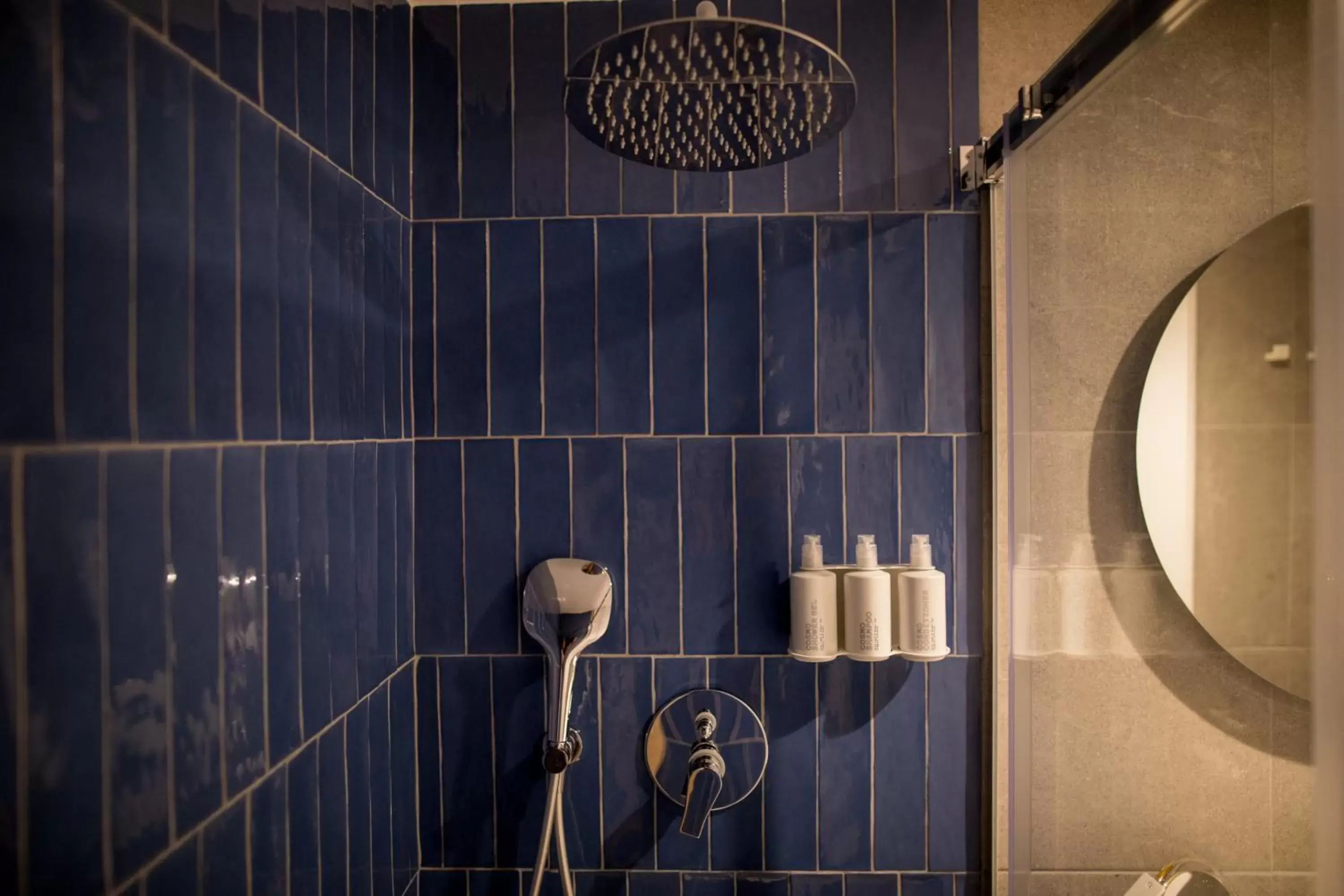 Shower, Bathroom in Cosmo Hotel Boutique