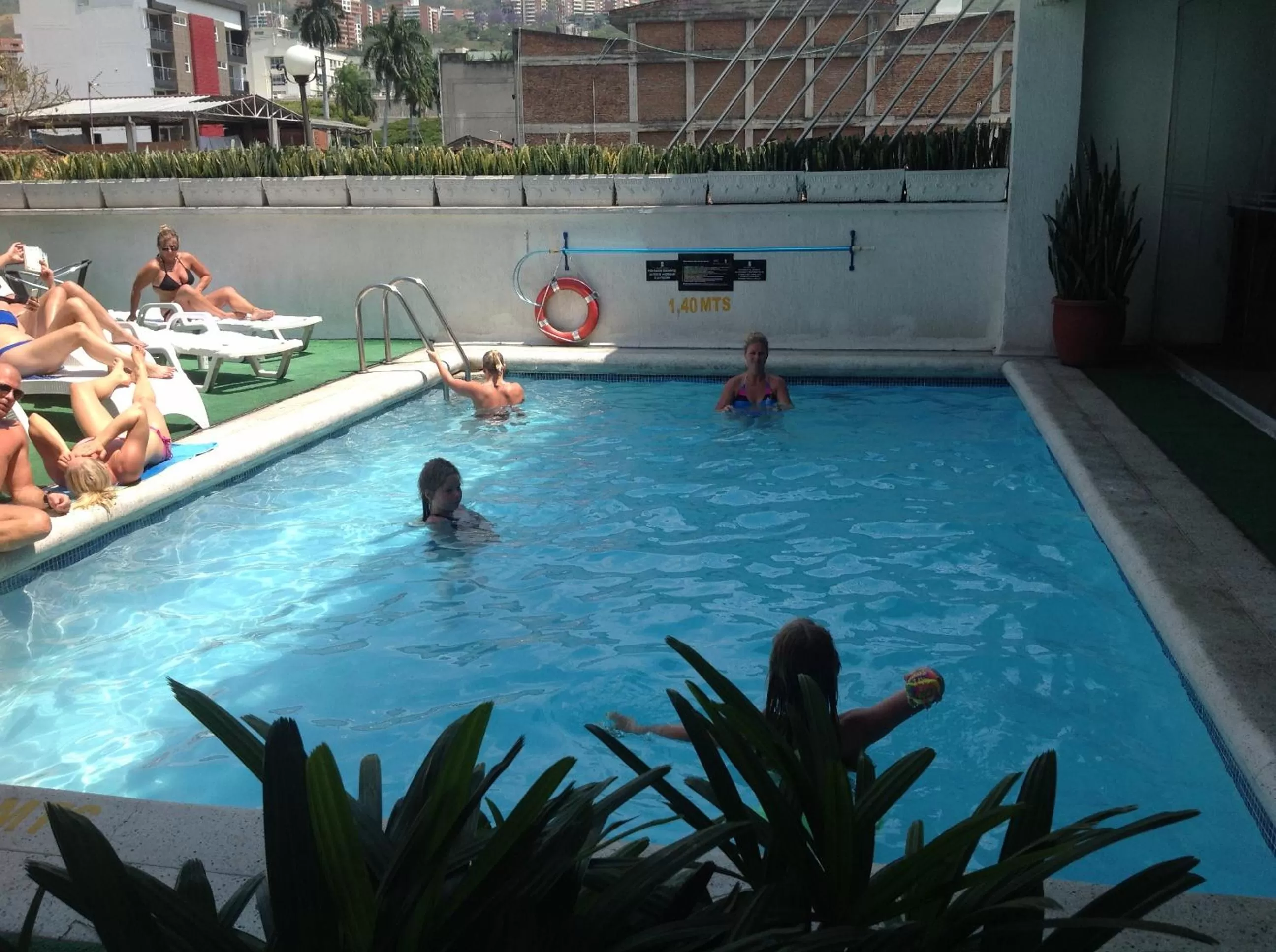 Swimming pool in Hotel San Fernando Real