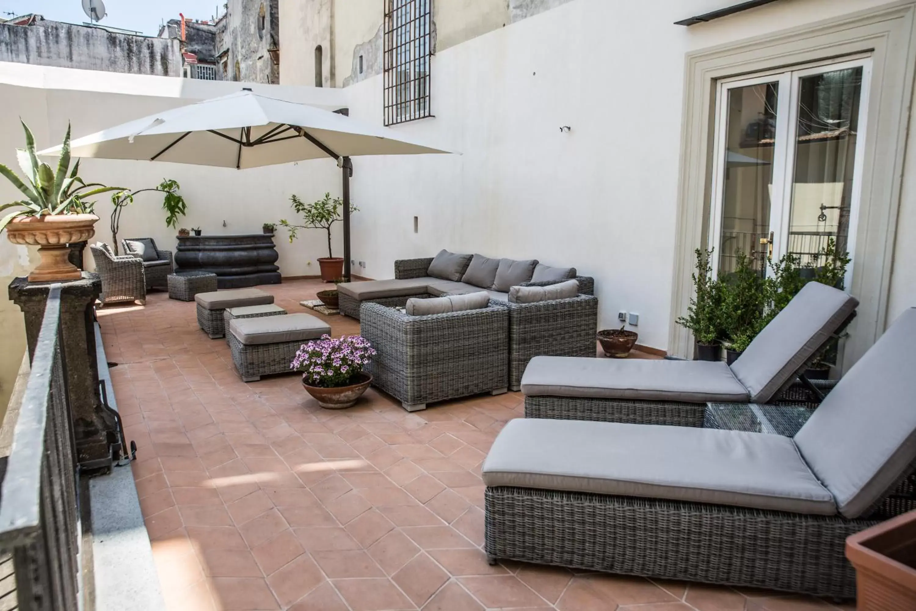 Balcony/Terrace, Seating Area in Decumani Hotel De Charme