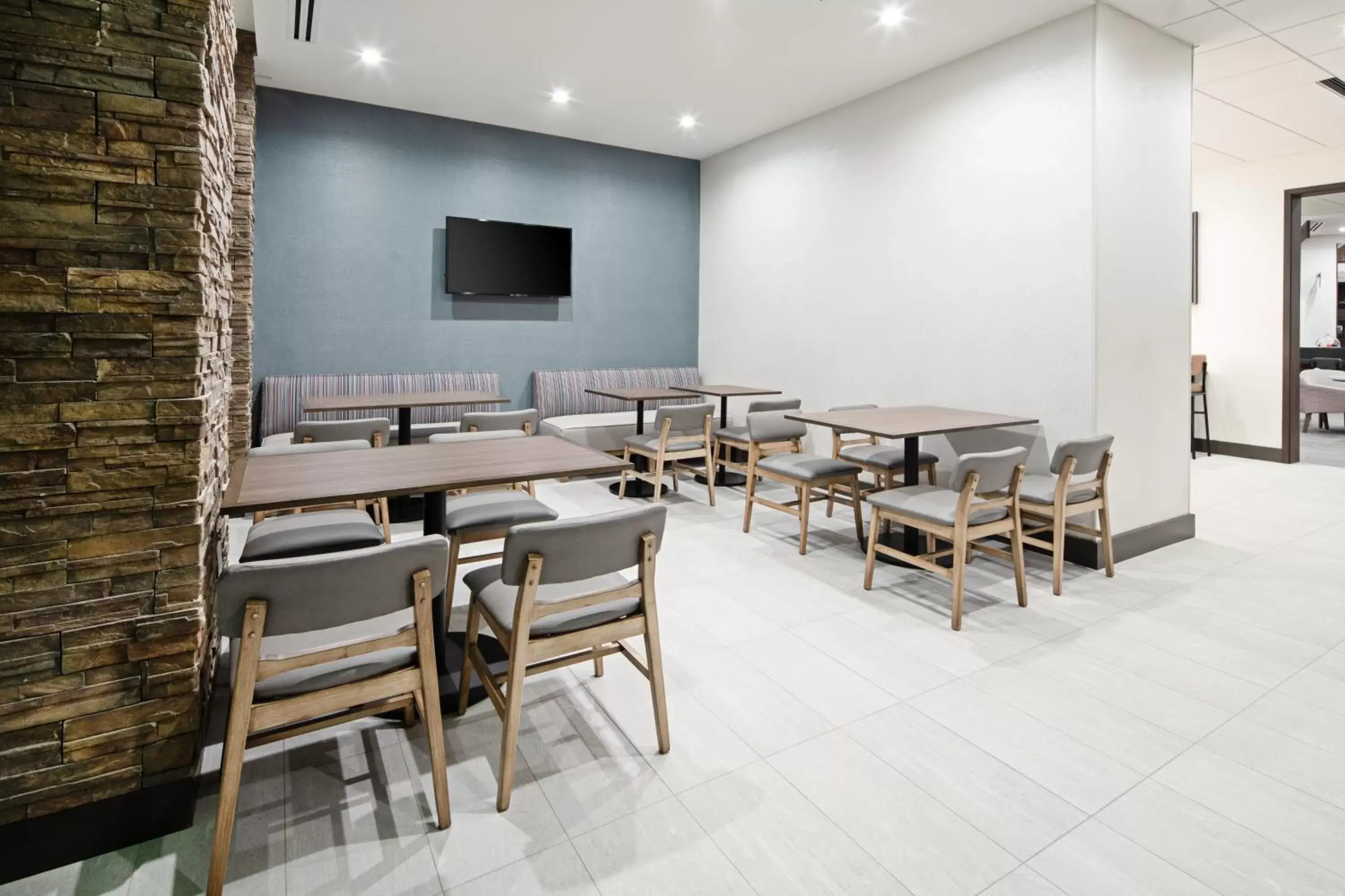 Restaurant/places to eat in Hyatt Place Bakersfield Restaurant/places to eat in Hyatt Place Bakersfield