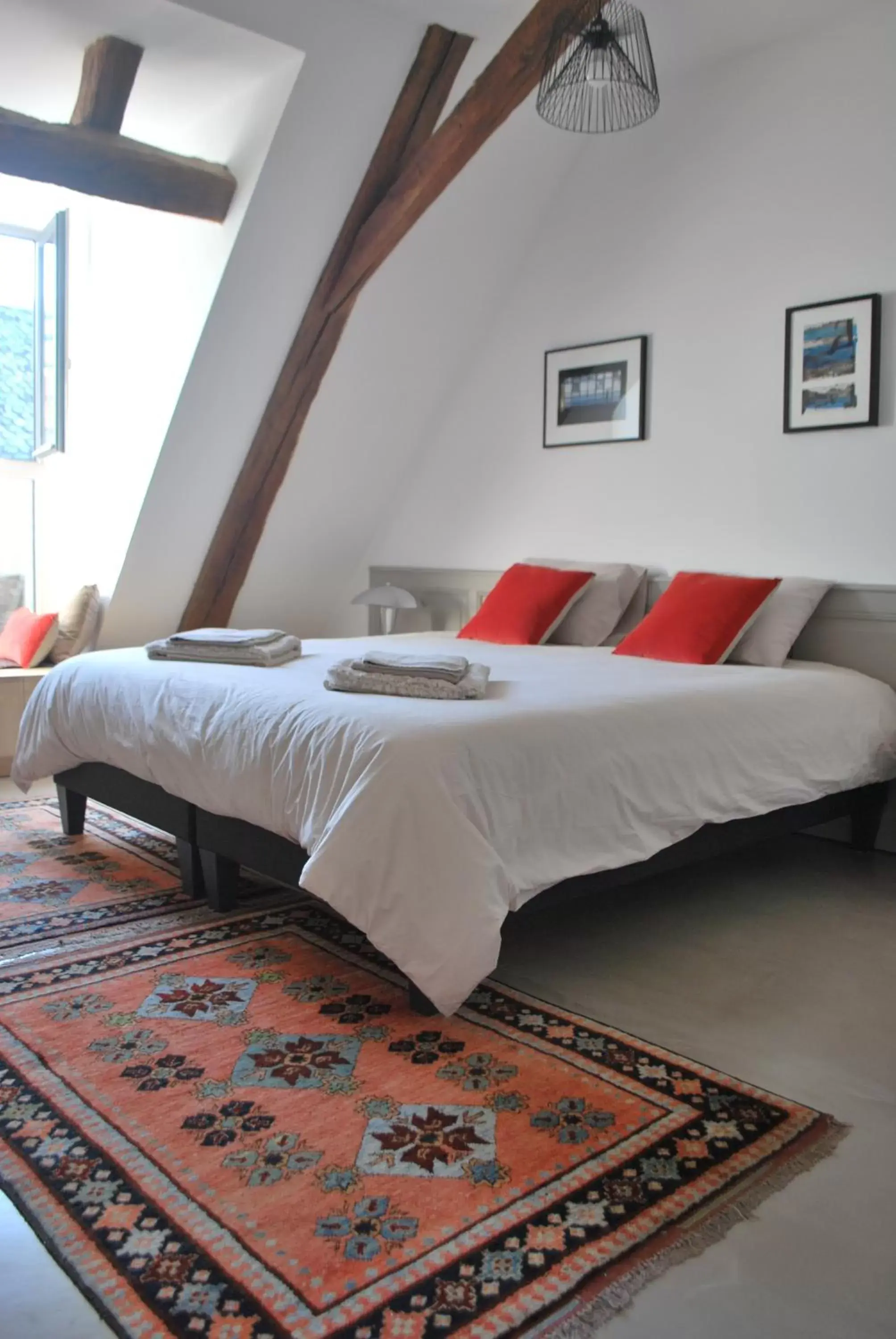 Photo of the whole room, Bed in Natangora