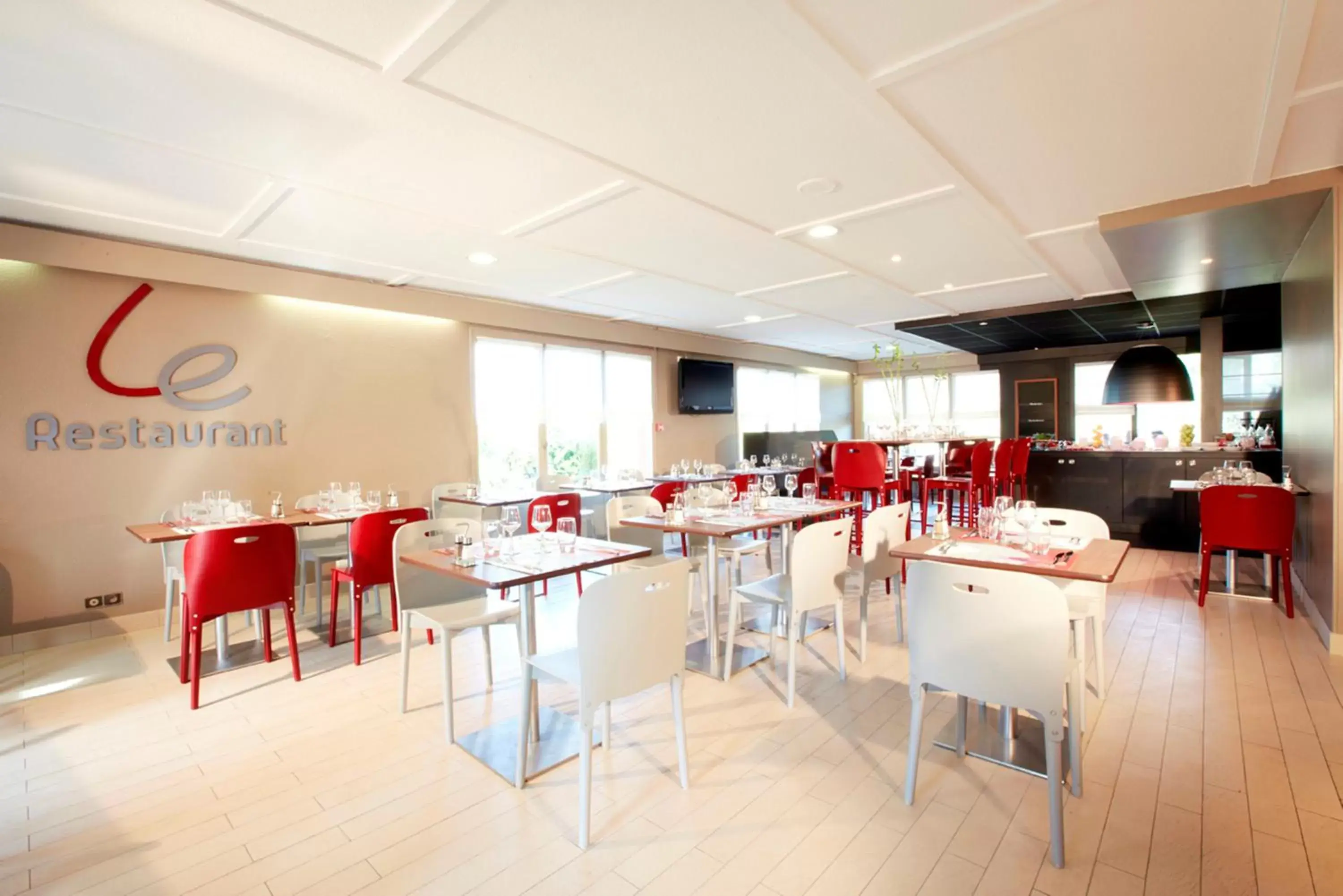 Restaurant/places to eat in Campanile Lens Restaurant/places to eat in Campanile Lens