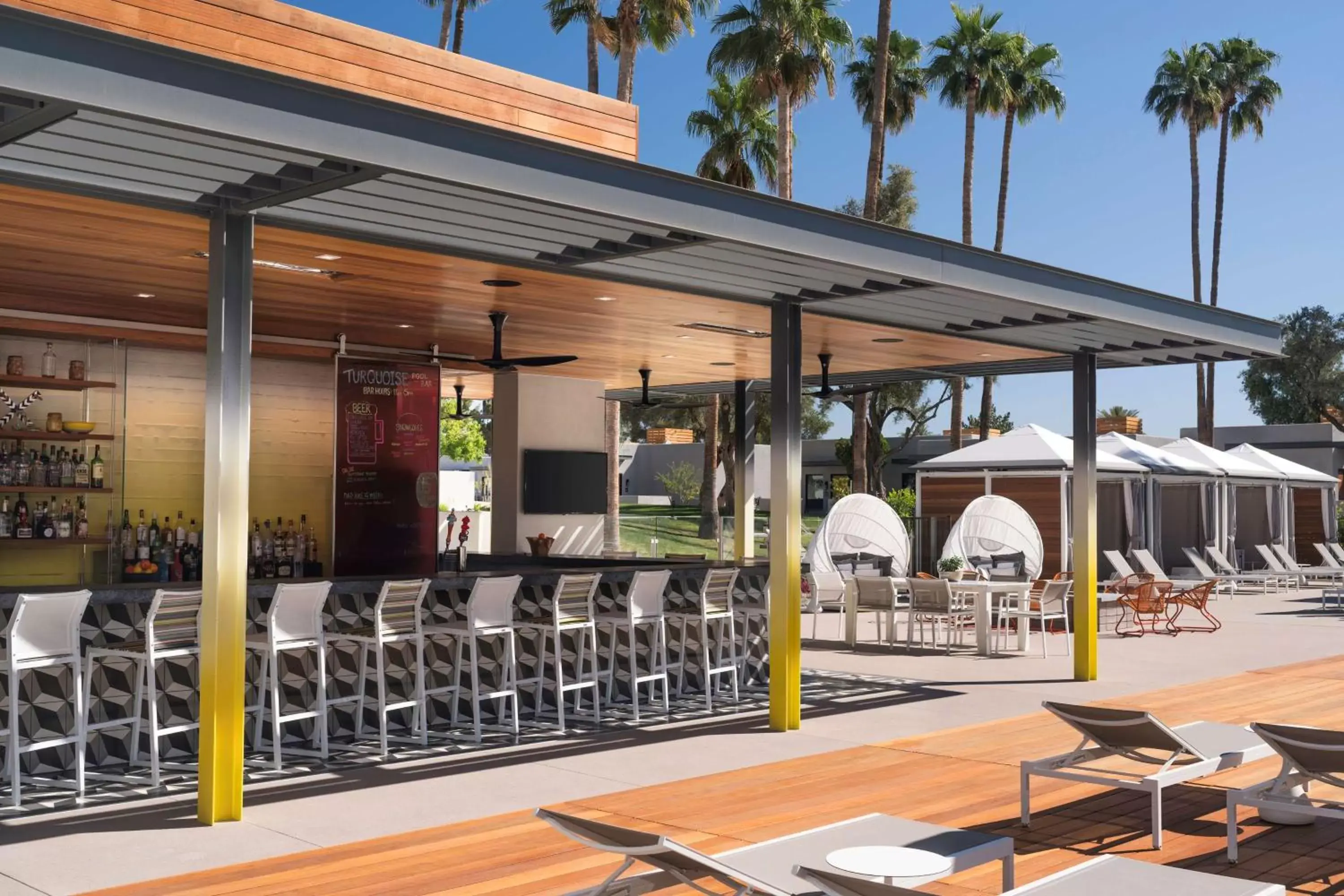 Lounge or bar, Restaurant/Places to Eat in Andaz Scottsdale Resort & Bungalows