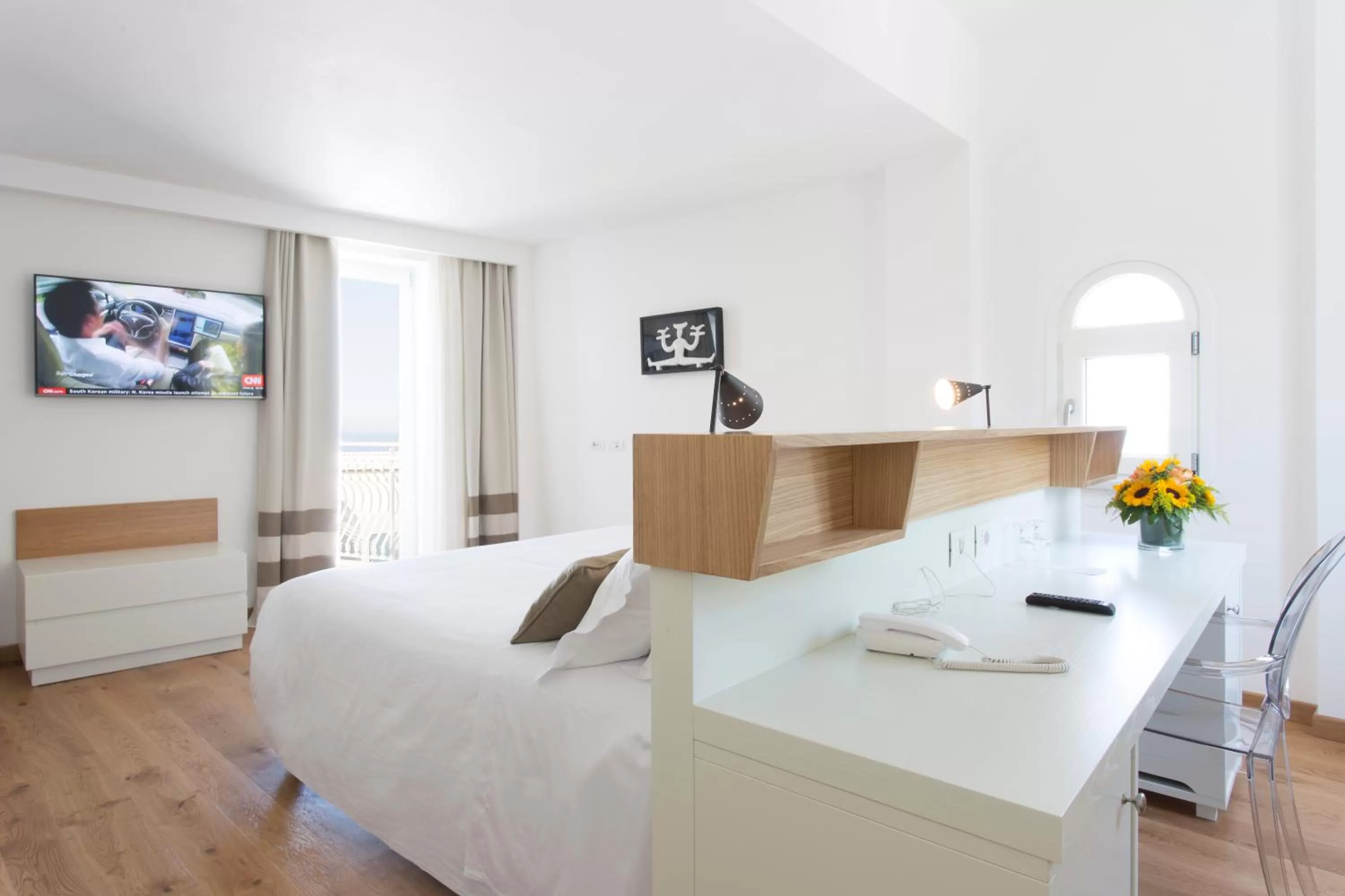 Bedroom, Bed in Villa Fiorella Art Hotel