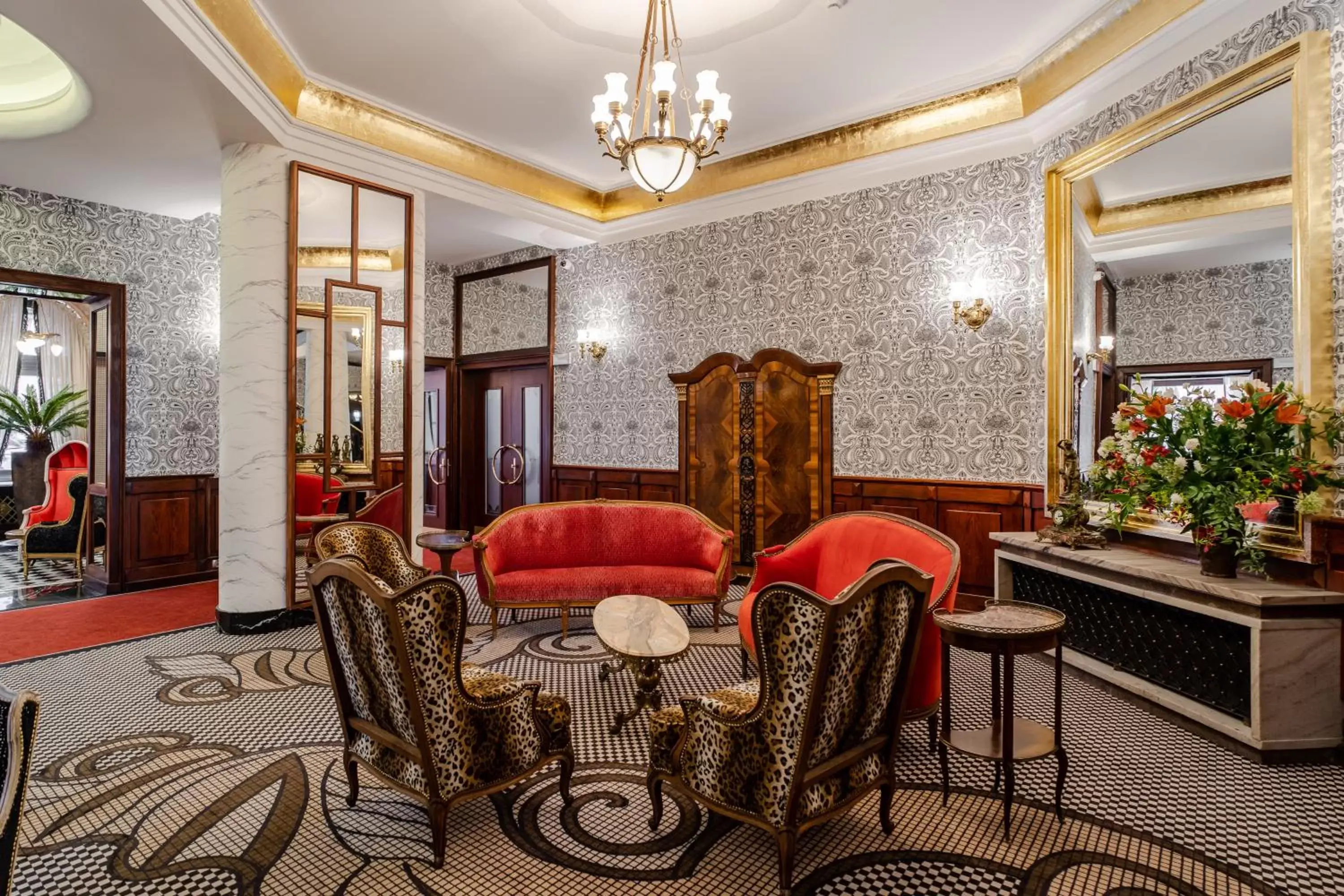 Lobby or reception, Lounge/Bar in H15 Hotel Francuski