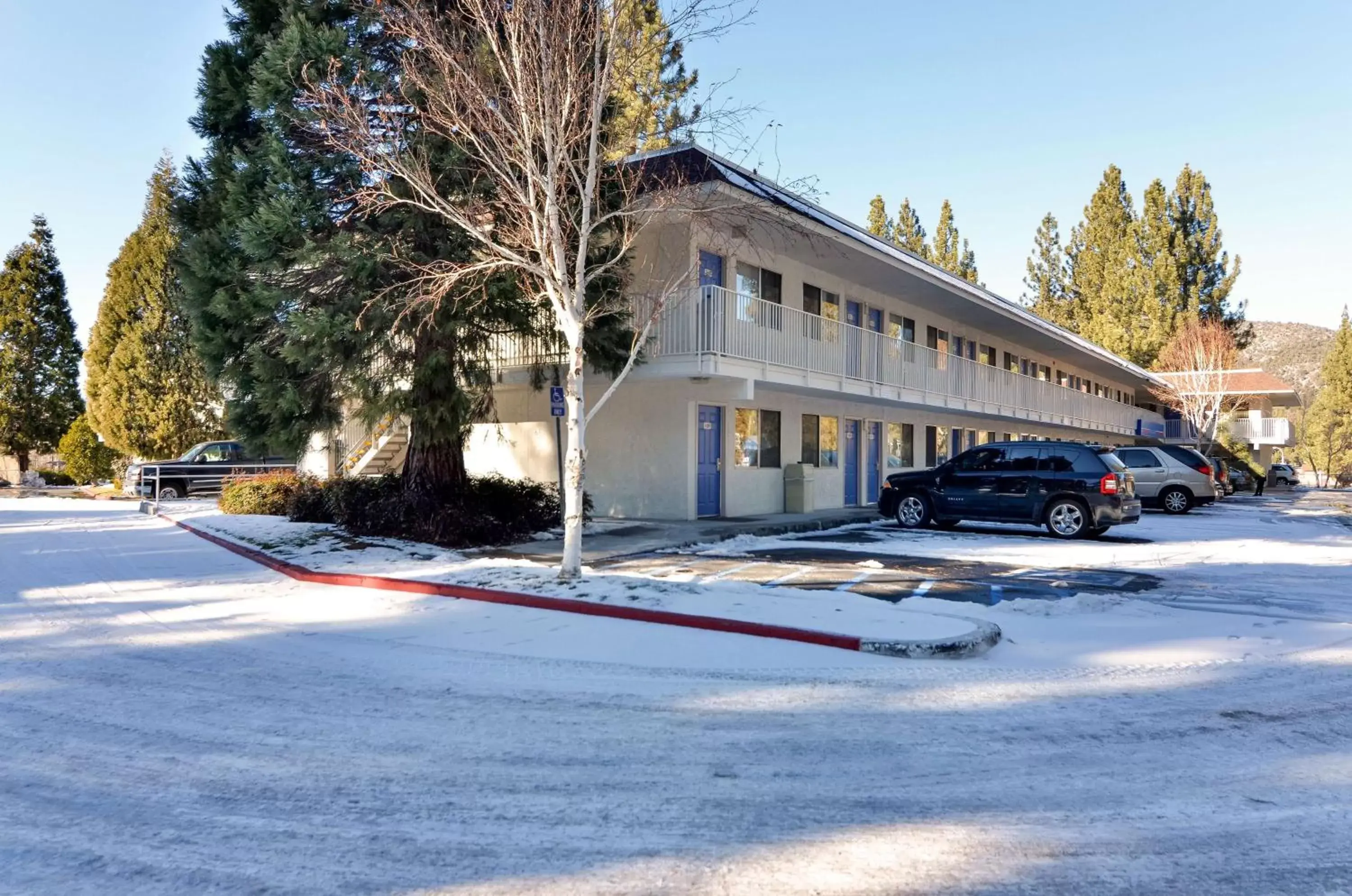 Property Building in Motel 6-Big Bear Lake, CA