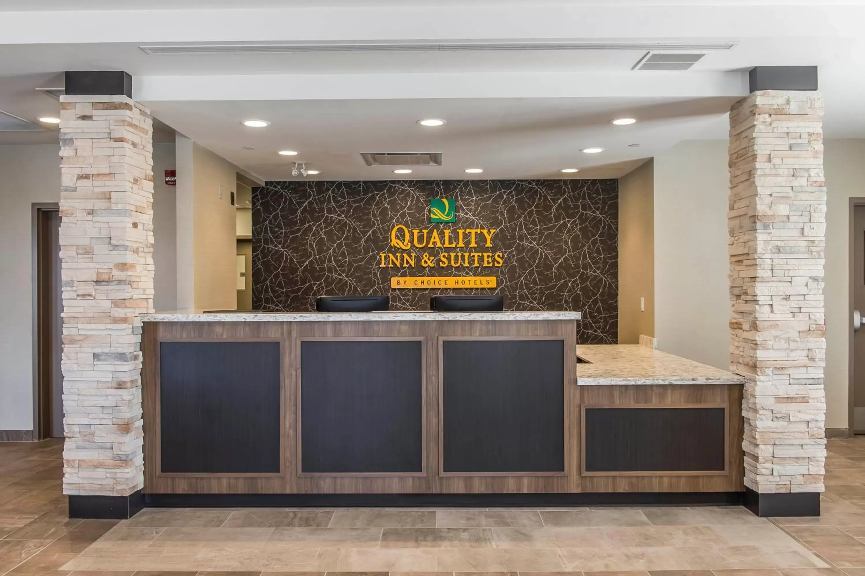 Lobby or reception, Lobby/Reception in Quality Inn & Suites Kingston
