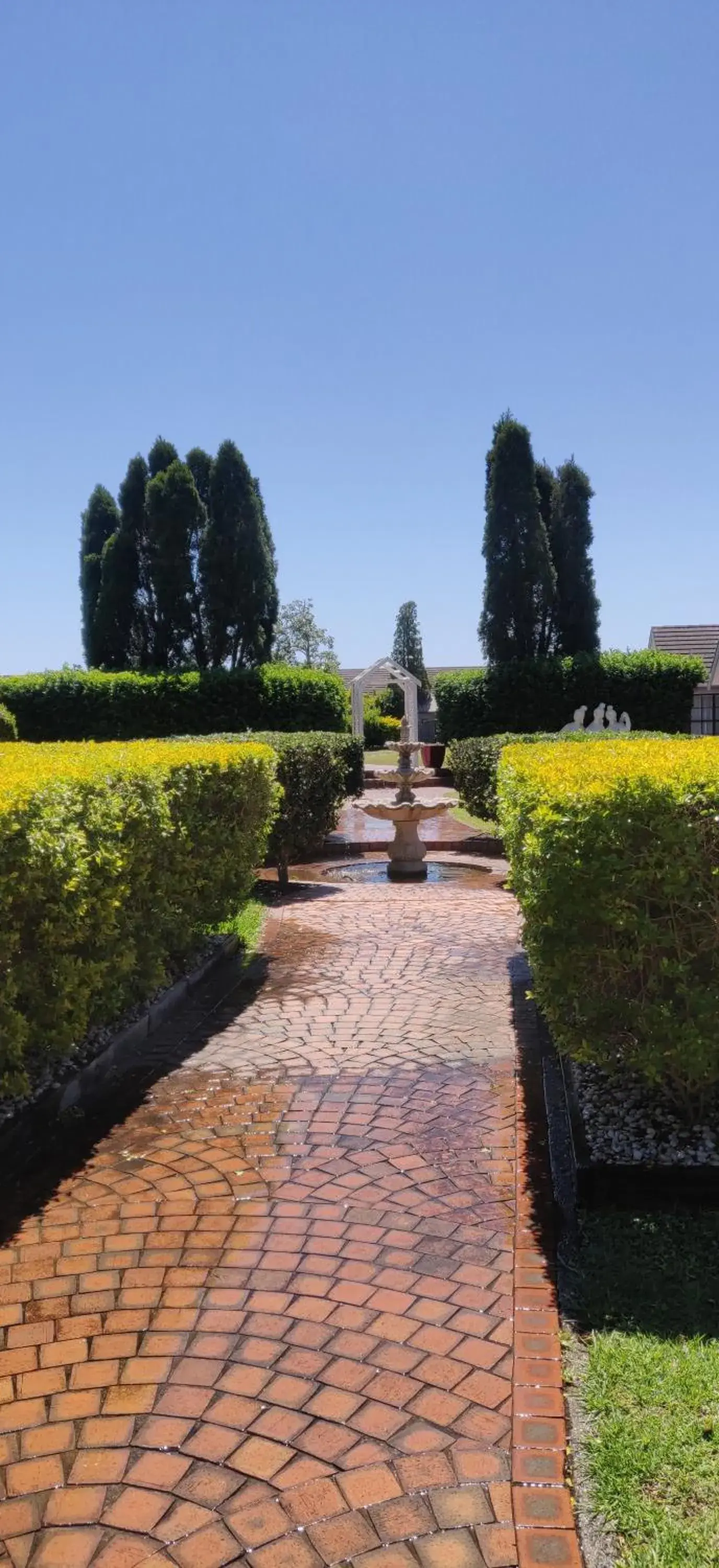 Garden view in Sir Francis Drake Garden view in Sir Francis Drake