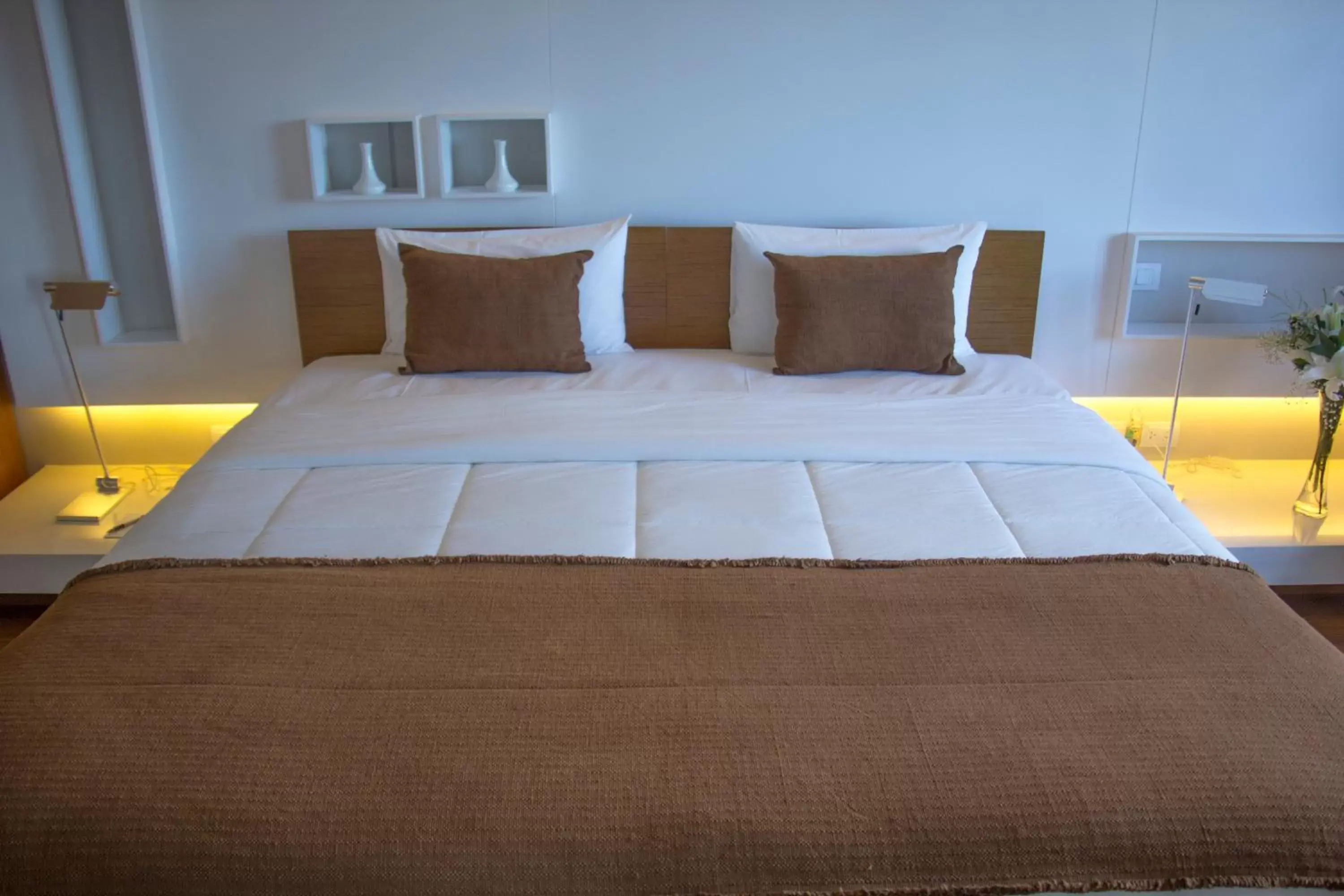 Bedroom, Bed in Esplendor by Wyndham Asuncion