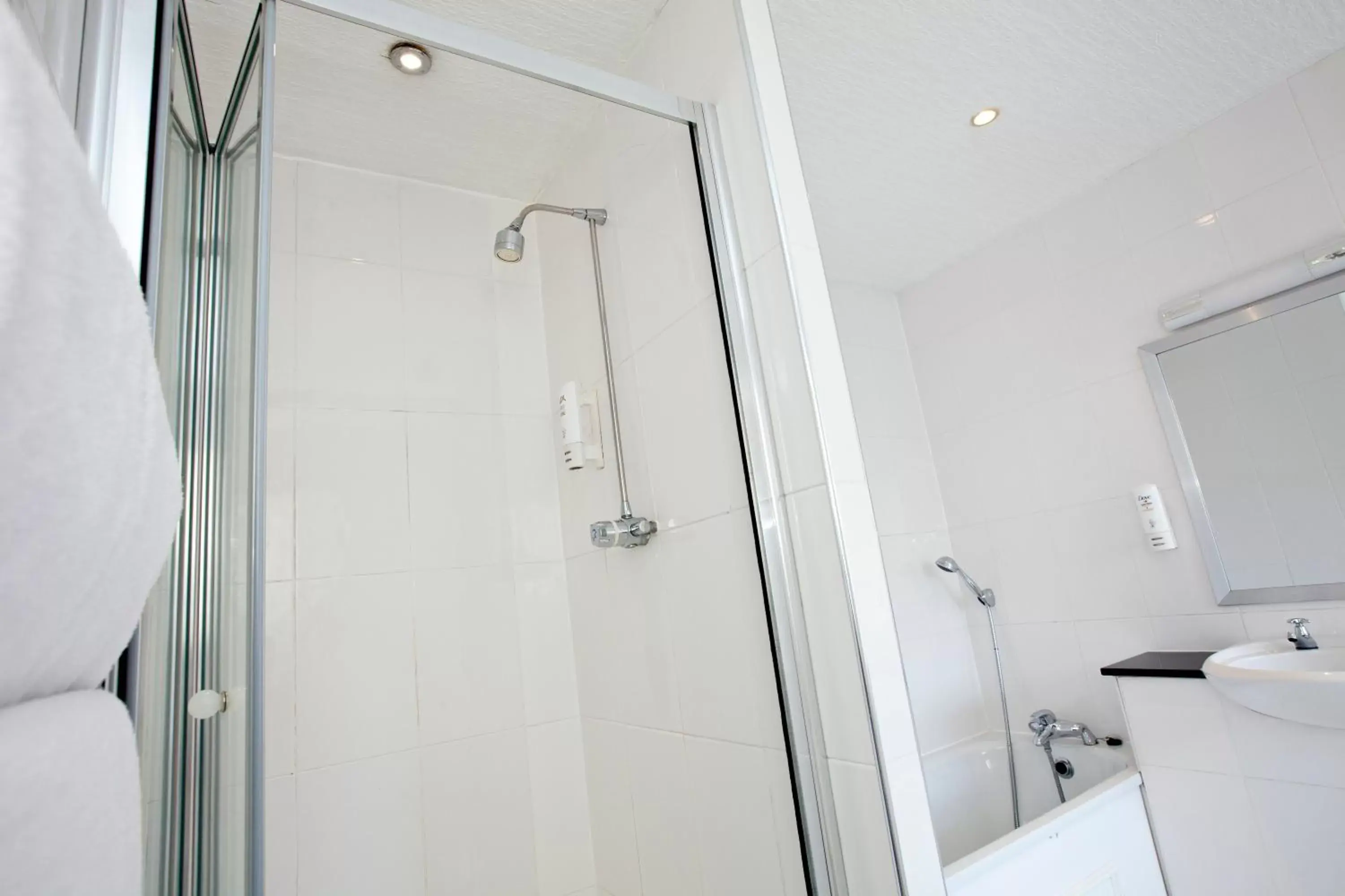 Shower, Bathroom in The Midland Hotel