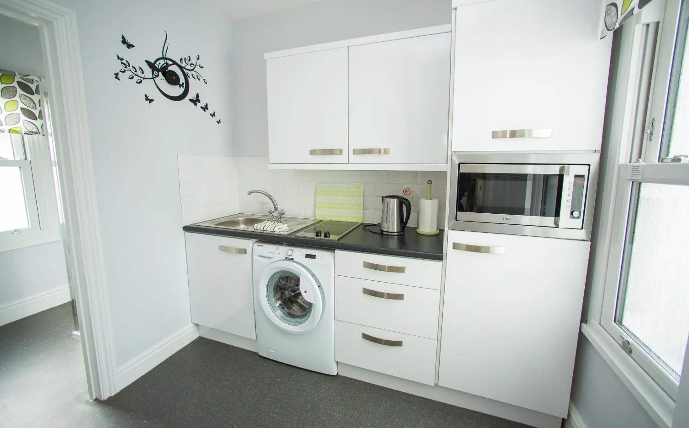 Kitchen or kitchenette in Studios At Glenthorne