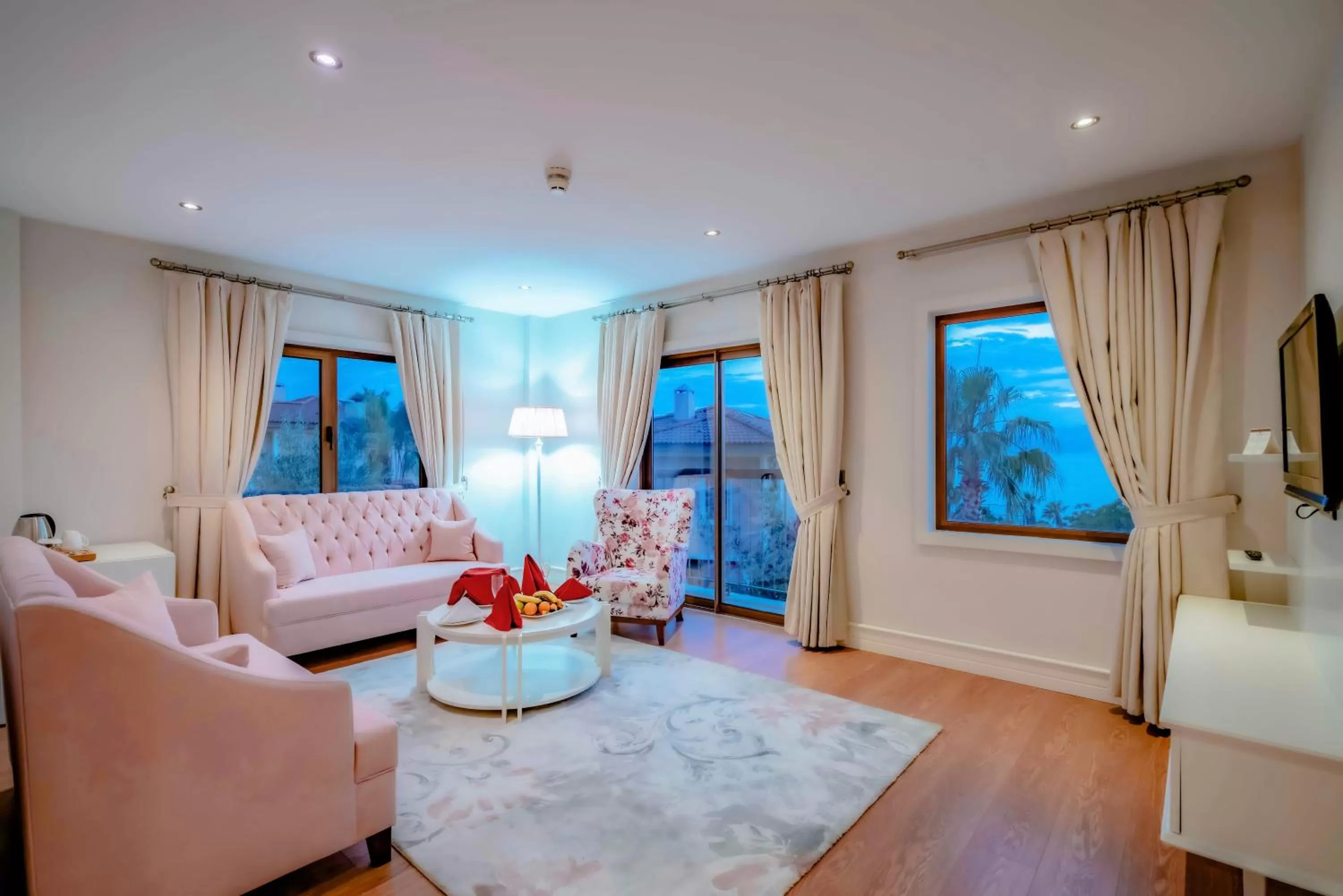 Living room in Royal Teos Thermal Resort Clinic & Spa - Halal Hotel