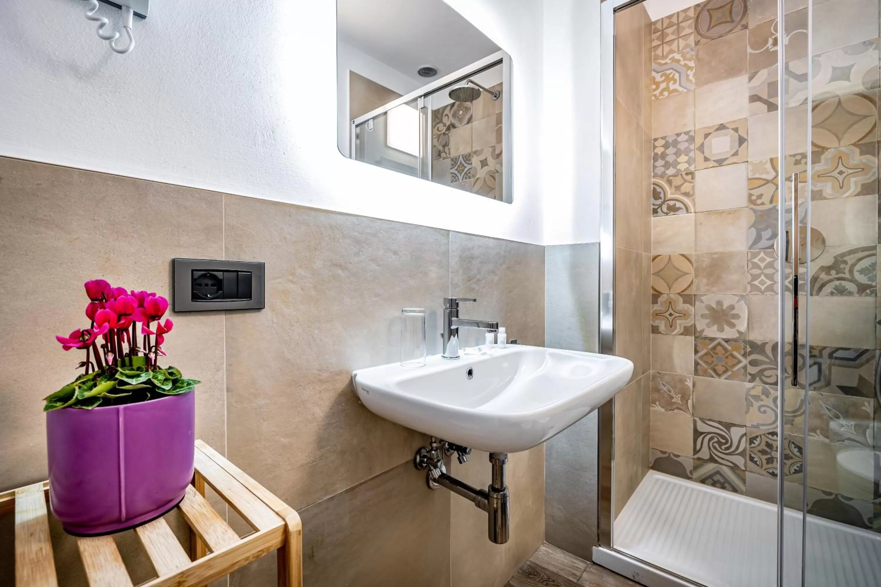 Shower in B&B Lorenzo de' Medici