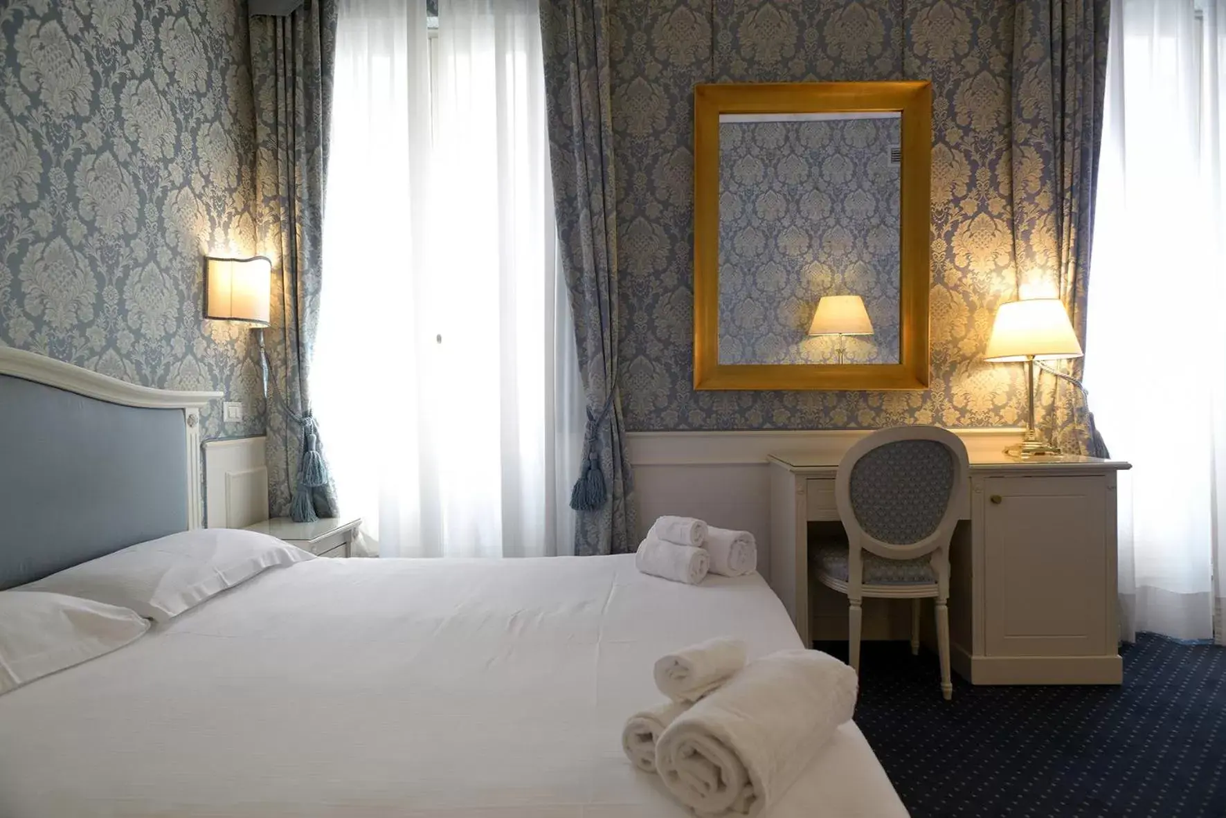 Bedroom, Bed in Corte Barozzi Venice Suites