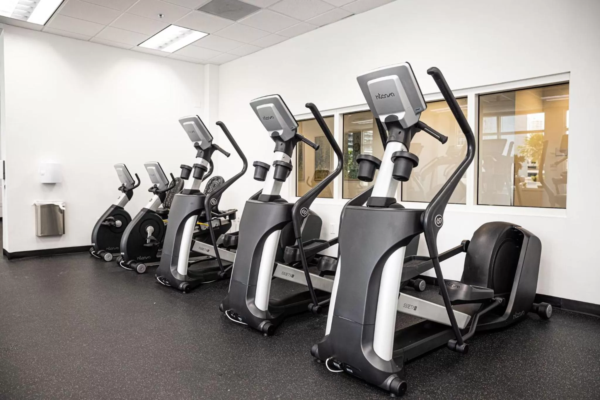 Fitness centre/facilities in Modern and Luxurious Brickell Studio