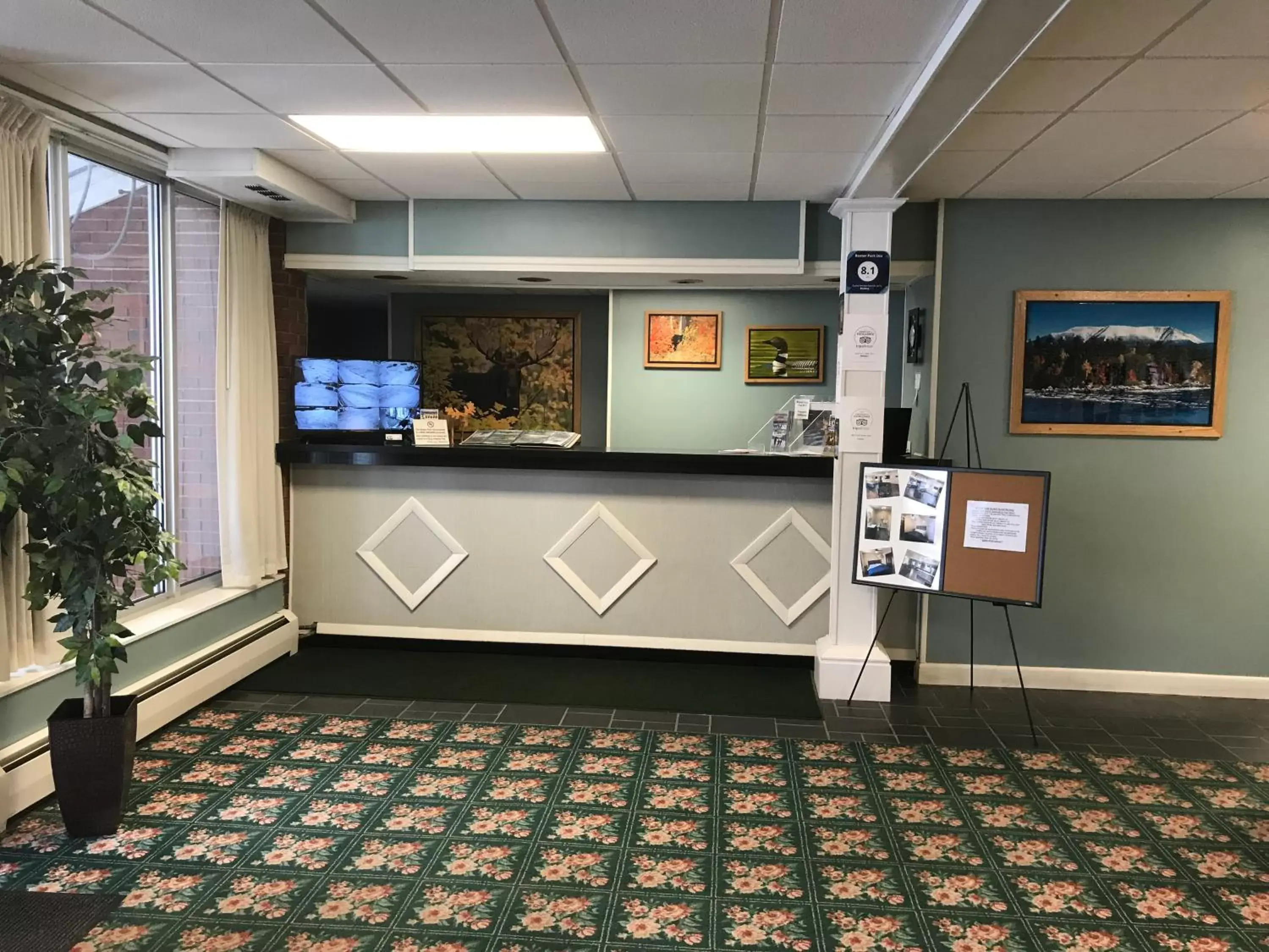 Lobby/Reception in Baxter Park Inn