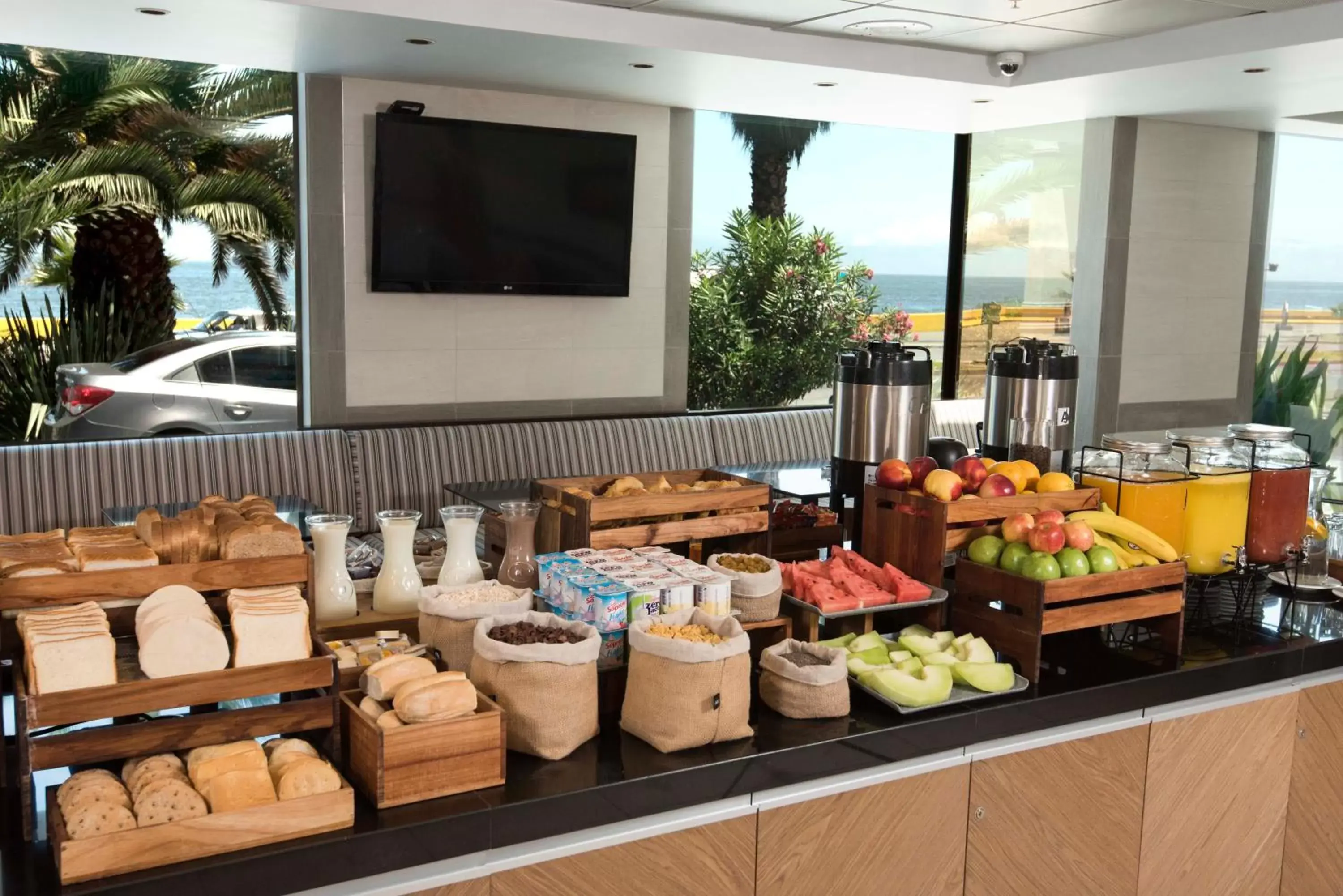 Breakfast in Holiday Inn Express - Antofagasta, an IHG Hotel