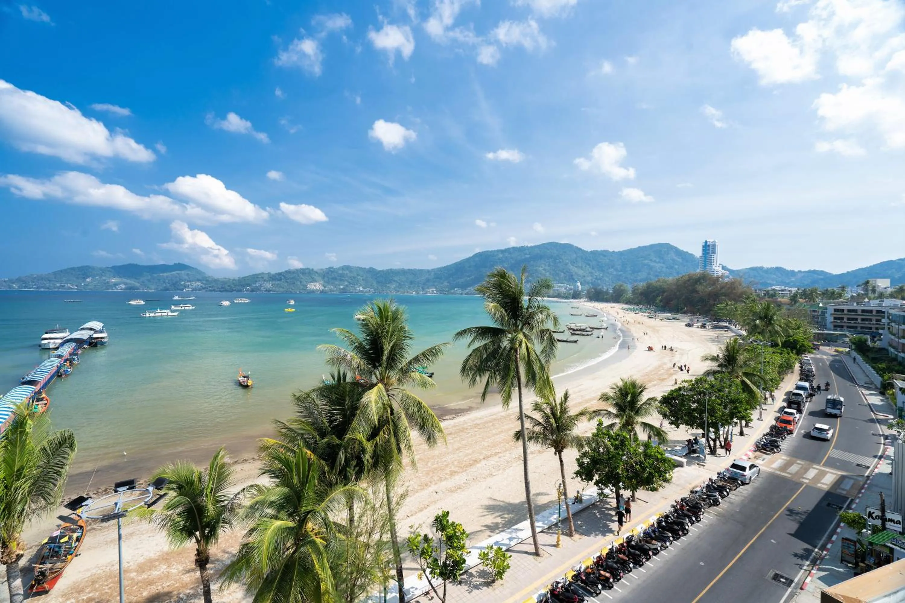 Day in Patong Signature Boutique Hotel