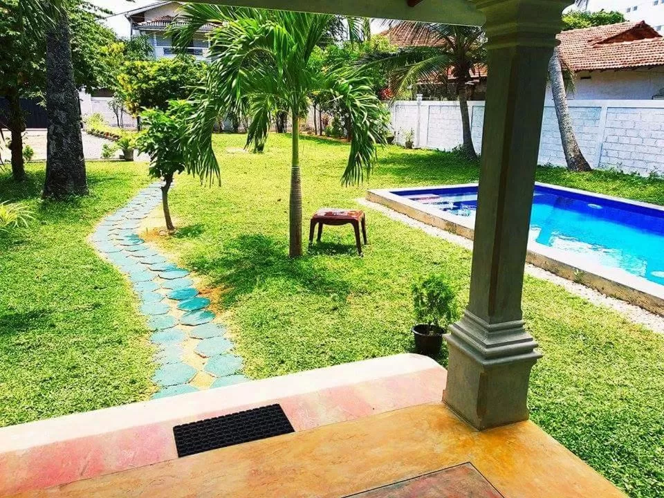 Swimming Pool in Ocean Gate Negombo