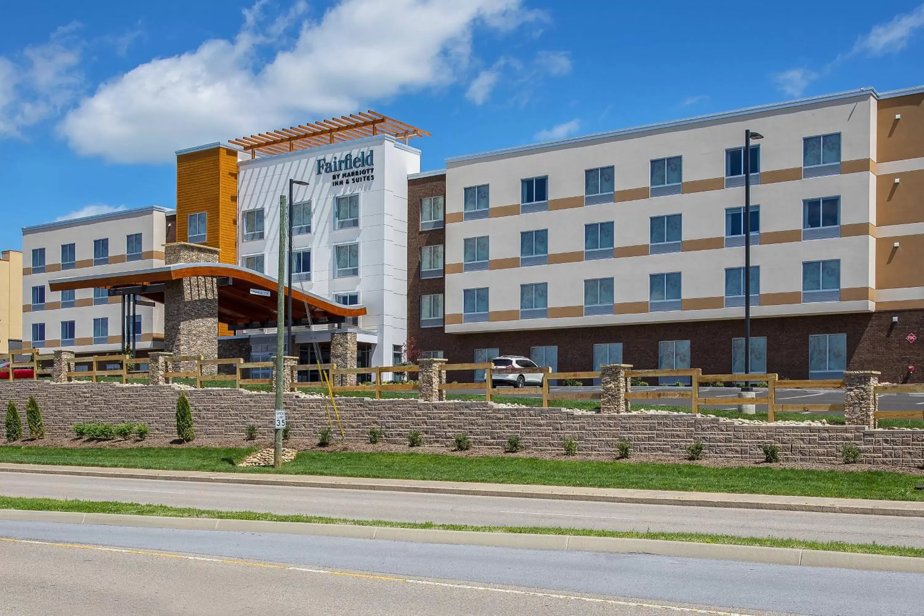 Property Building in Fairfield Inn & Suites by Marriott Pigeon Forge