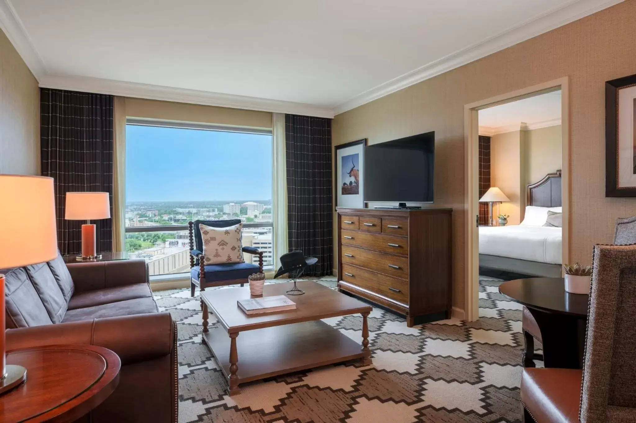 Photo of the whole room, Seating Area in Omni Fort Worth Hotel