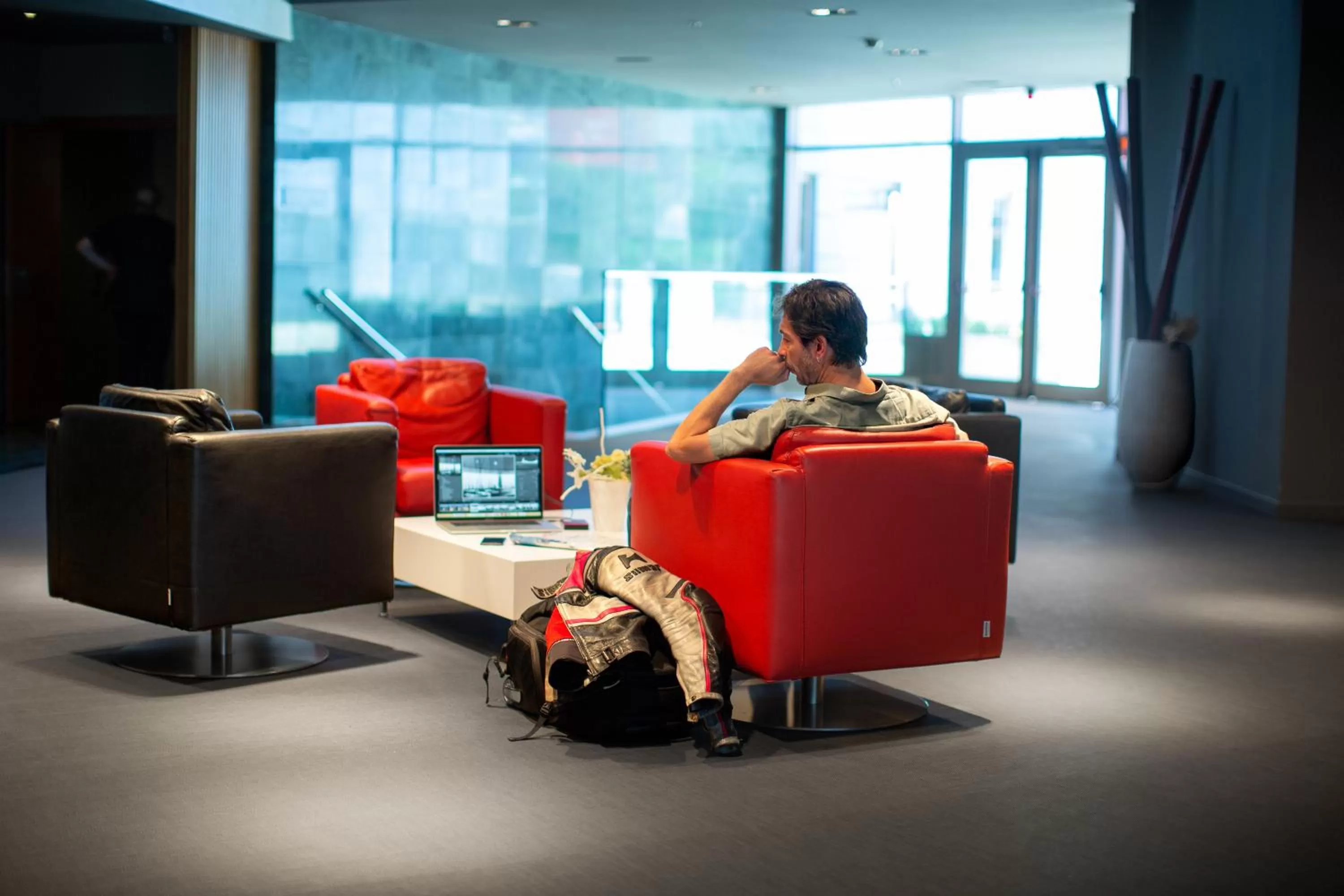 Living room in BAH Barcelona Airport Hotel