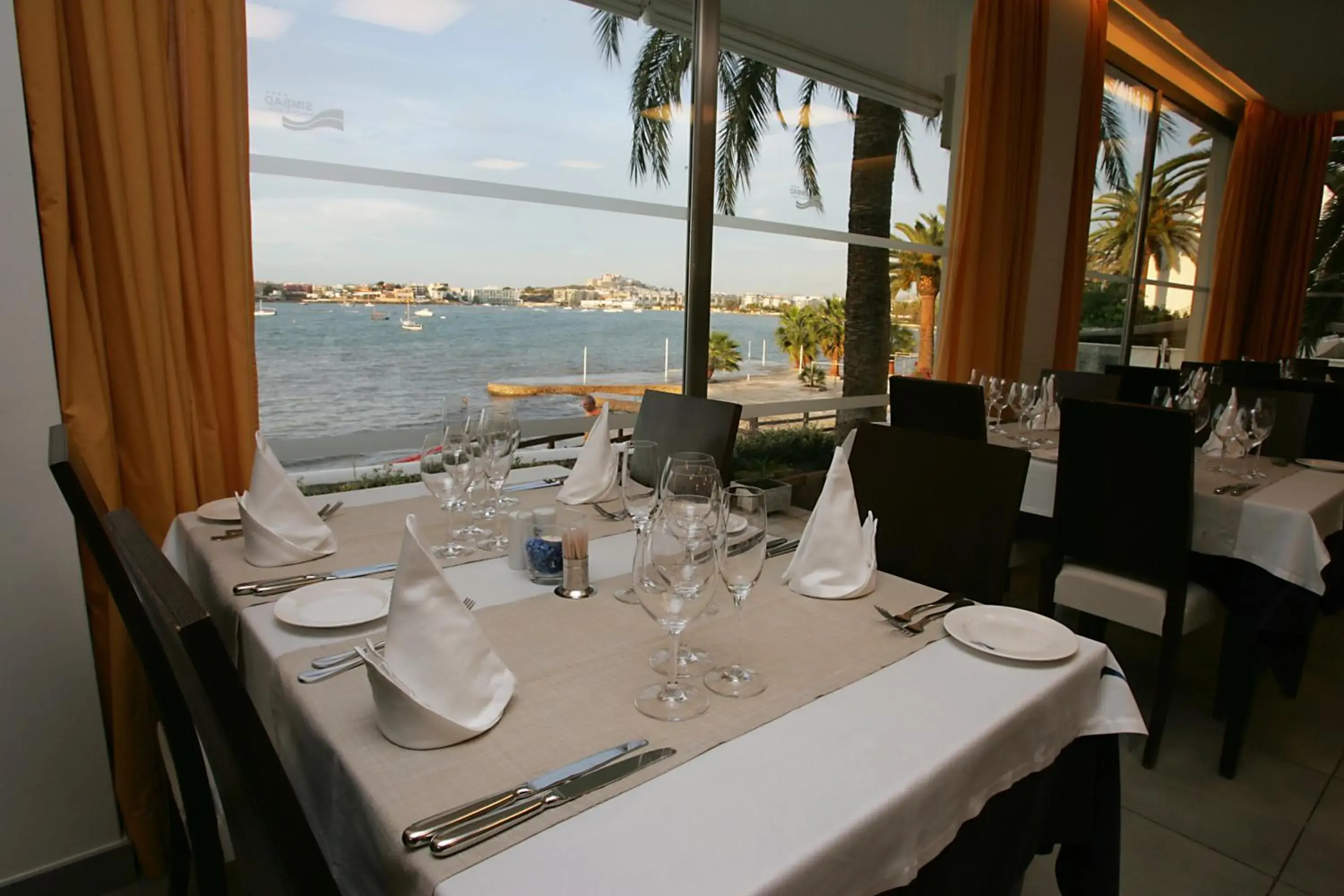 Restaurant/Places to Eat in Hotel Simbad Ibiza & Spa