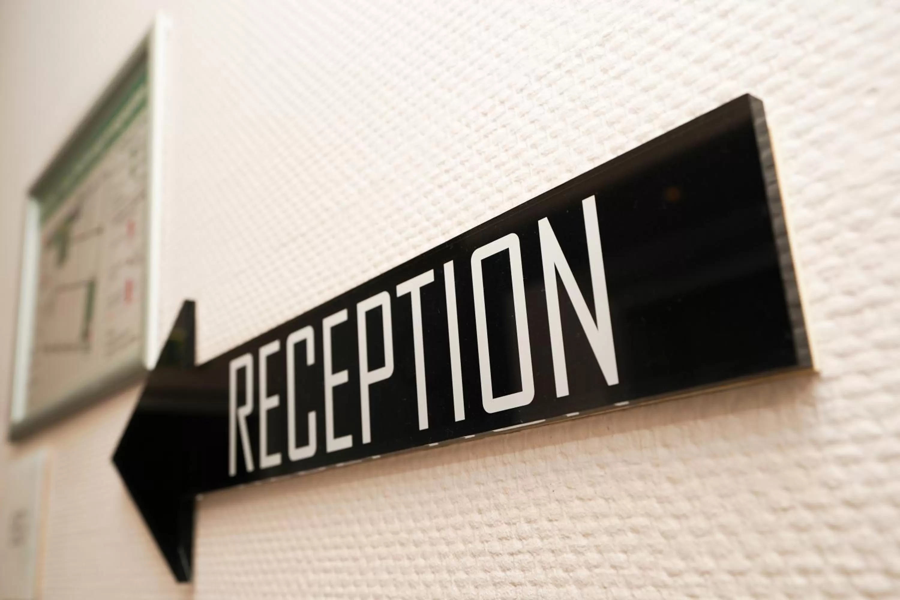 Logo/Certificate/Sign in The Atrium Hotel