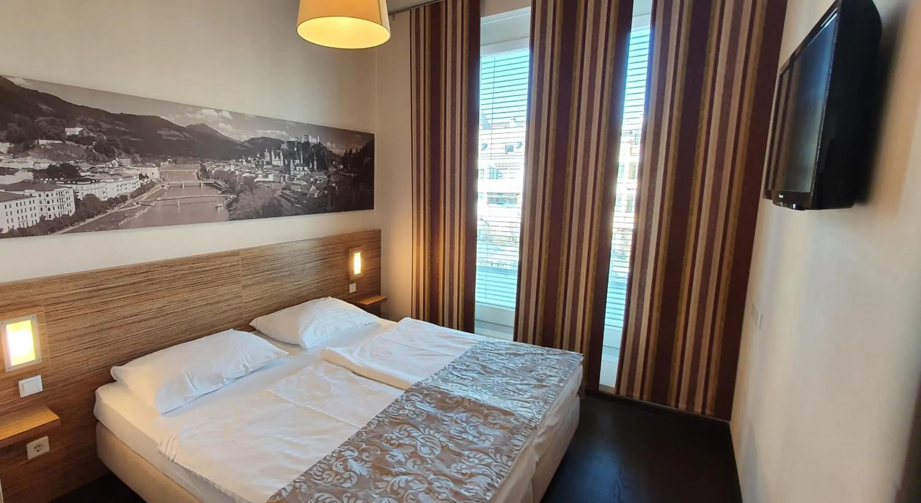 Double Room with Garden View in Altstadt Hotel Hofwirt Salzburg