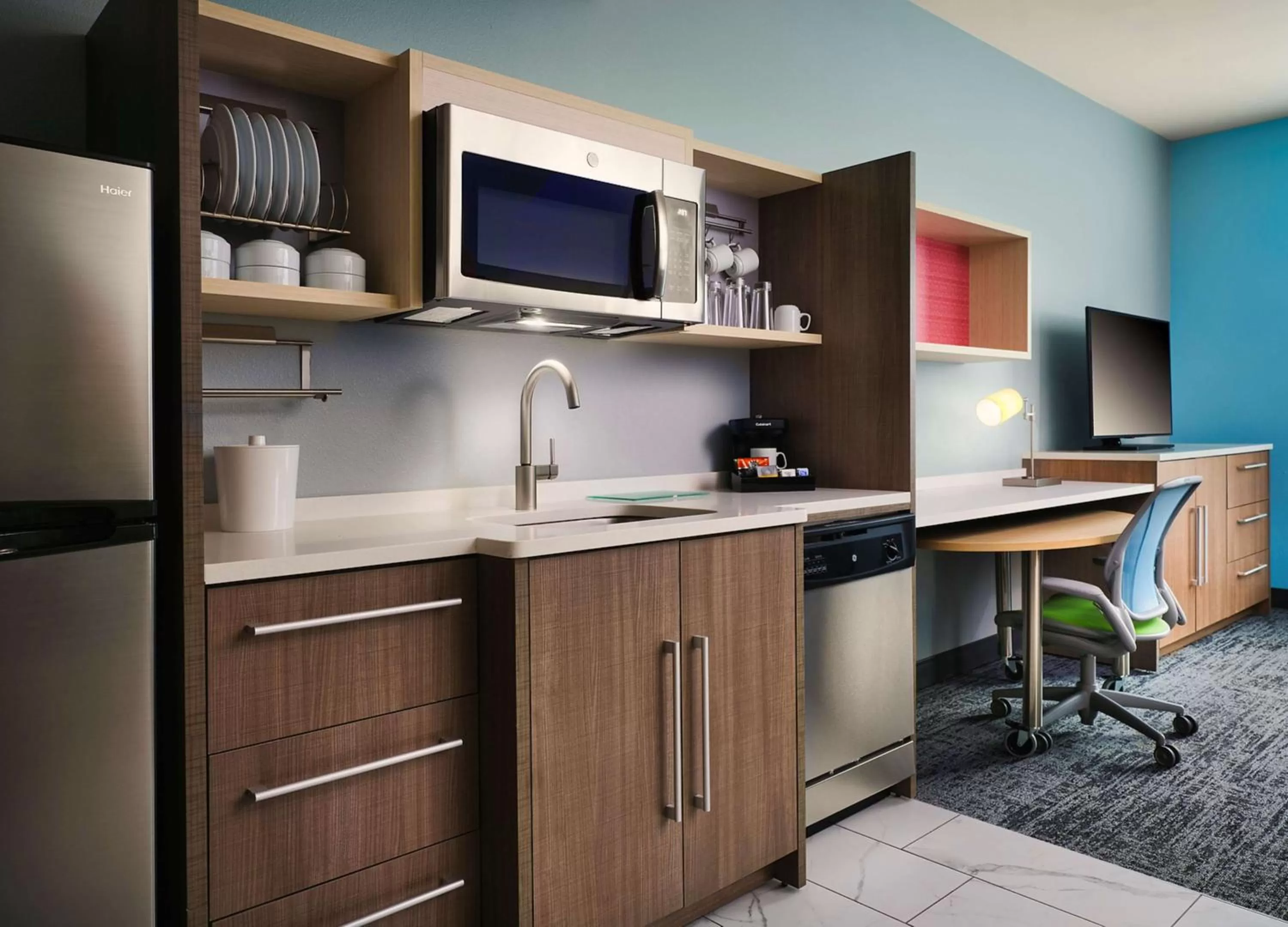 Kitchen or kitchenette in Home2 Suites By Hilton Jackson/Pearl, Ms