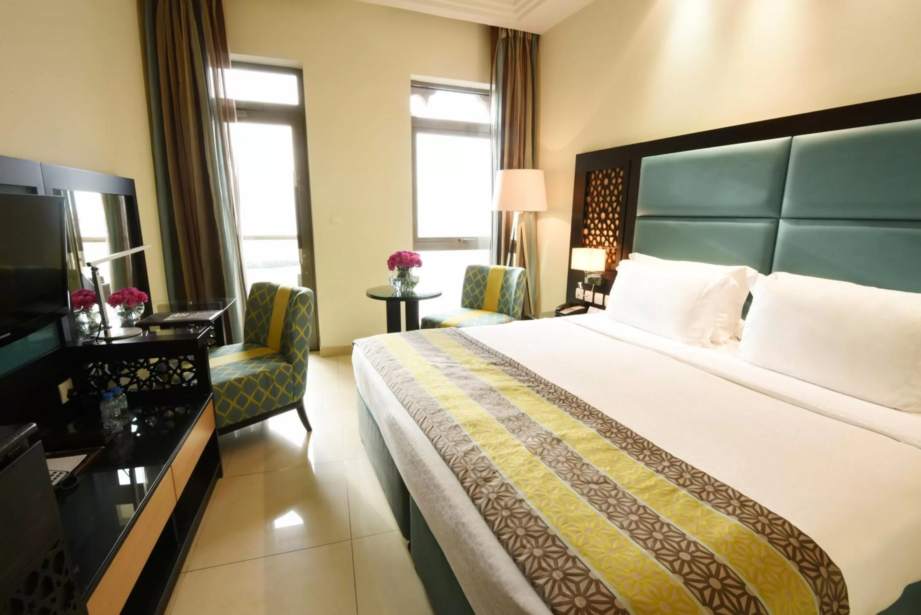 Photo of the whole room, Bed in Bahi Ajman Palace Hotel